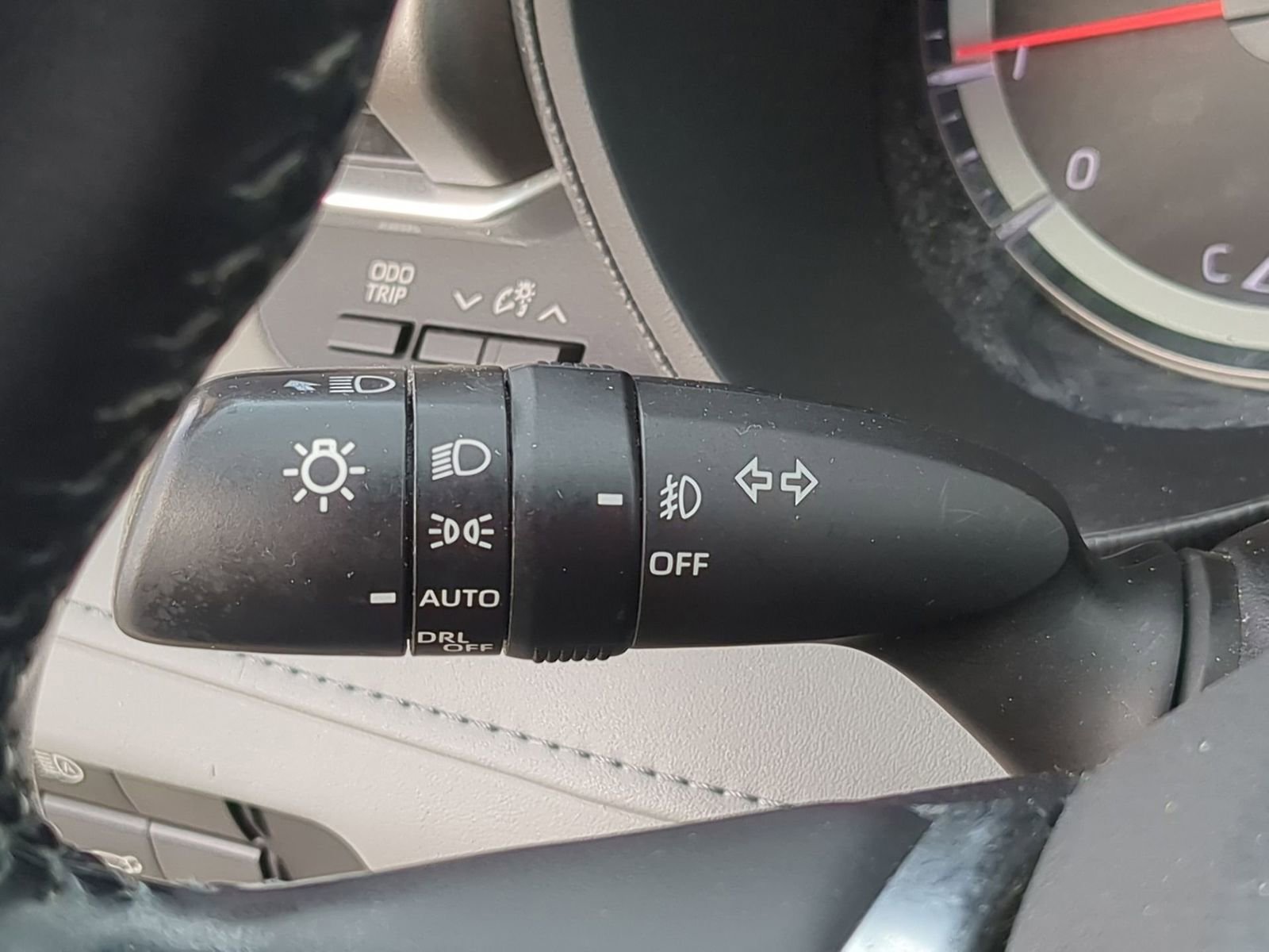 Thumbnail: 2021 Toyota Highlander - 35