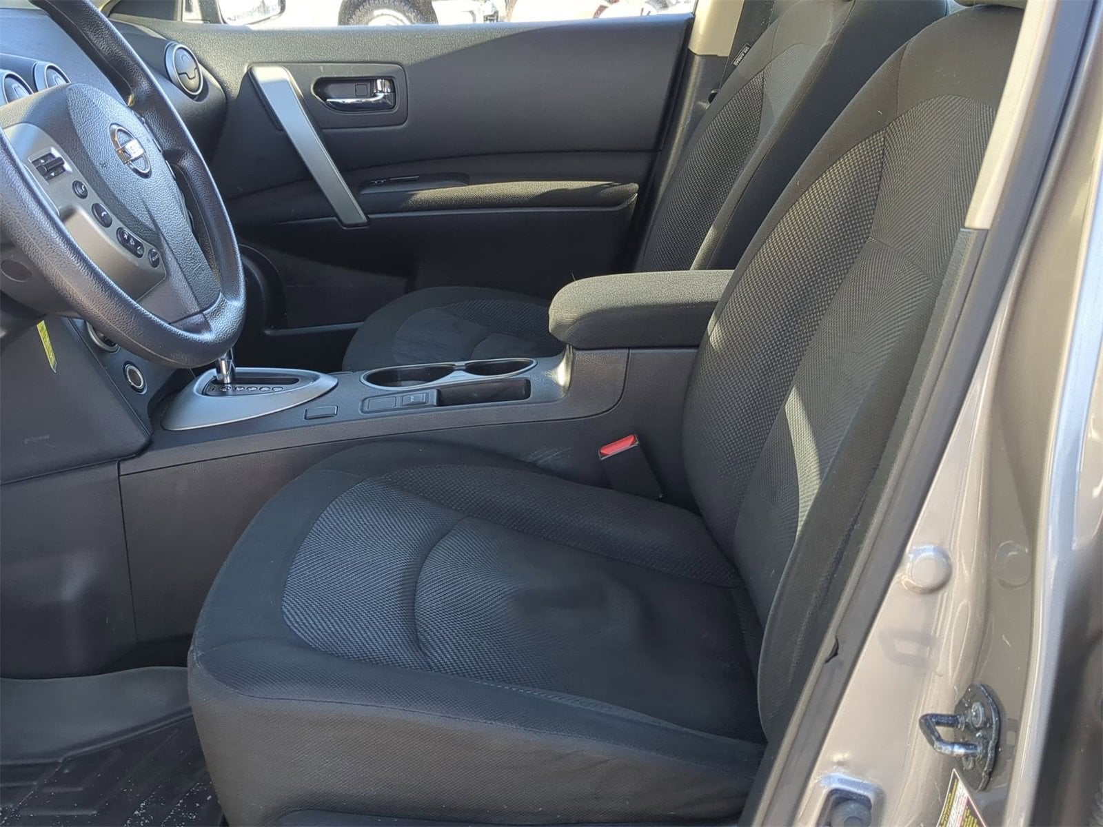 Thumbnail: 2015 Nissan Rogue - 23