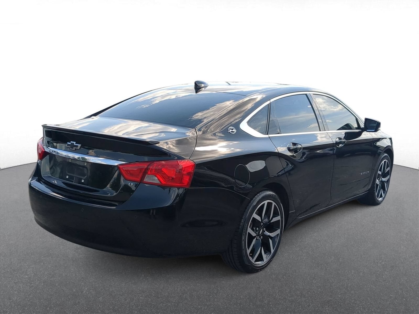 Thumbnail: 2017 Chevrolet Impala - 8