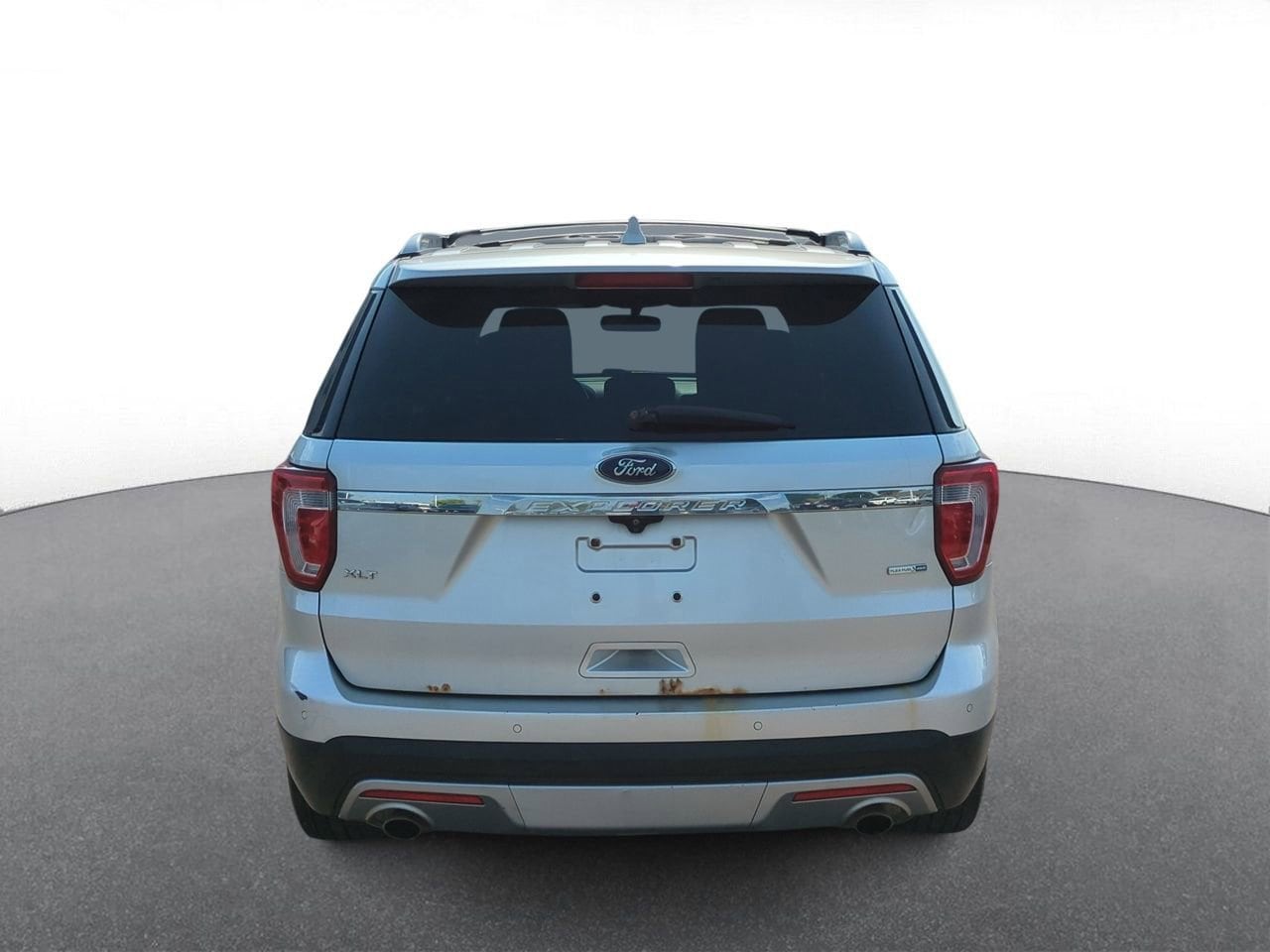 Thumbnail: 2016 Ford Explorer - 7