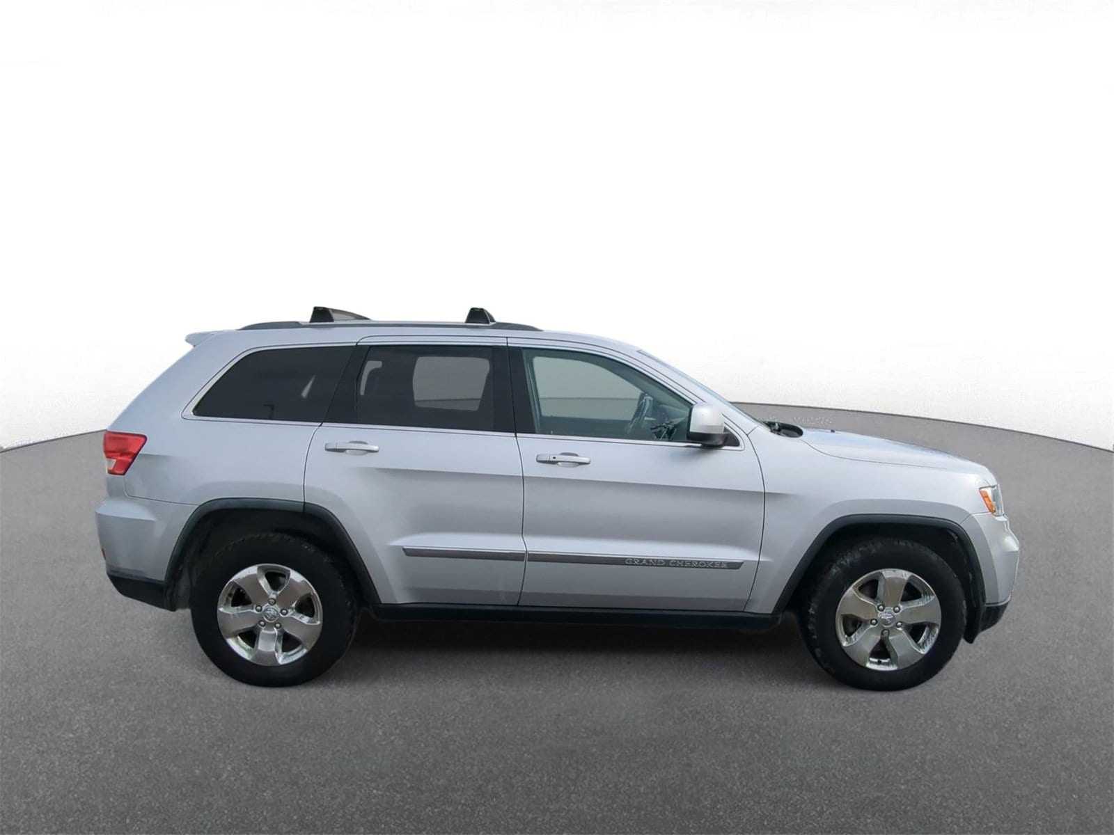 Thumbnail: 2011 Jeep Grand Cherokee - 9