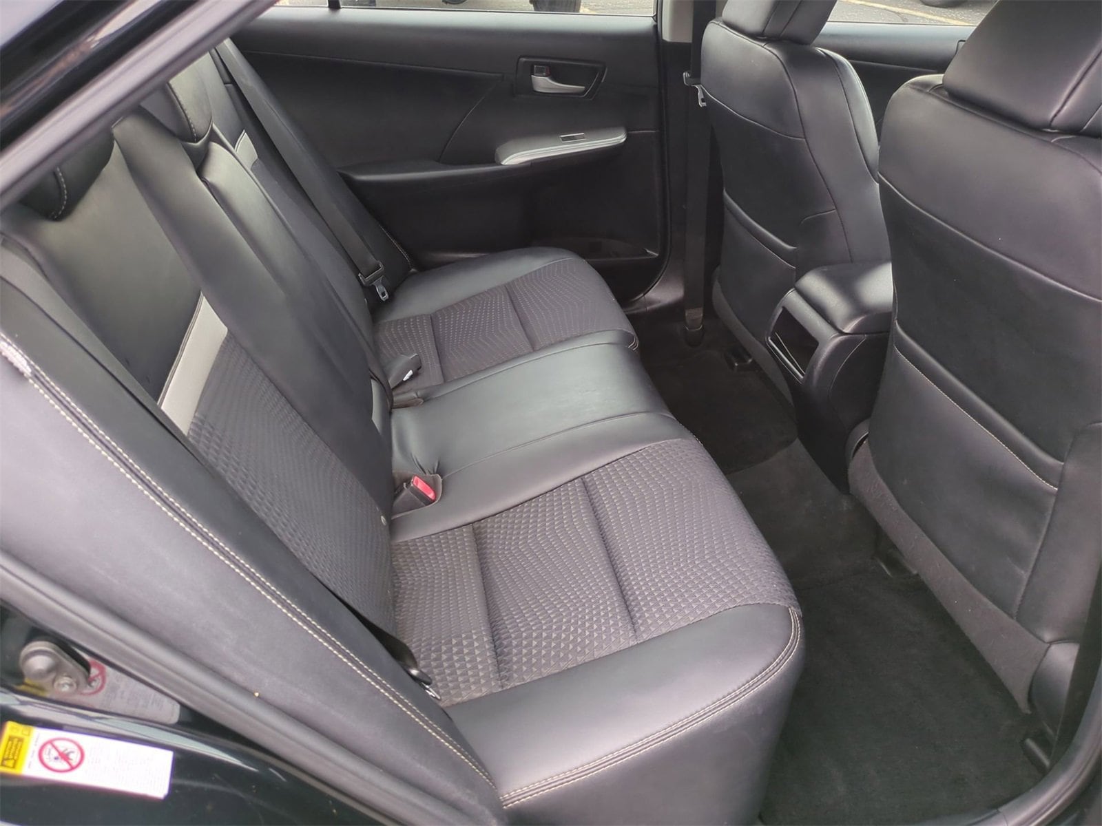 Thumbnail: 2012 Toyota Camry - 21