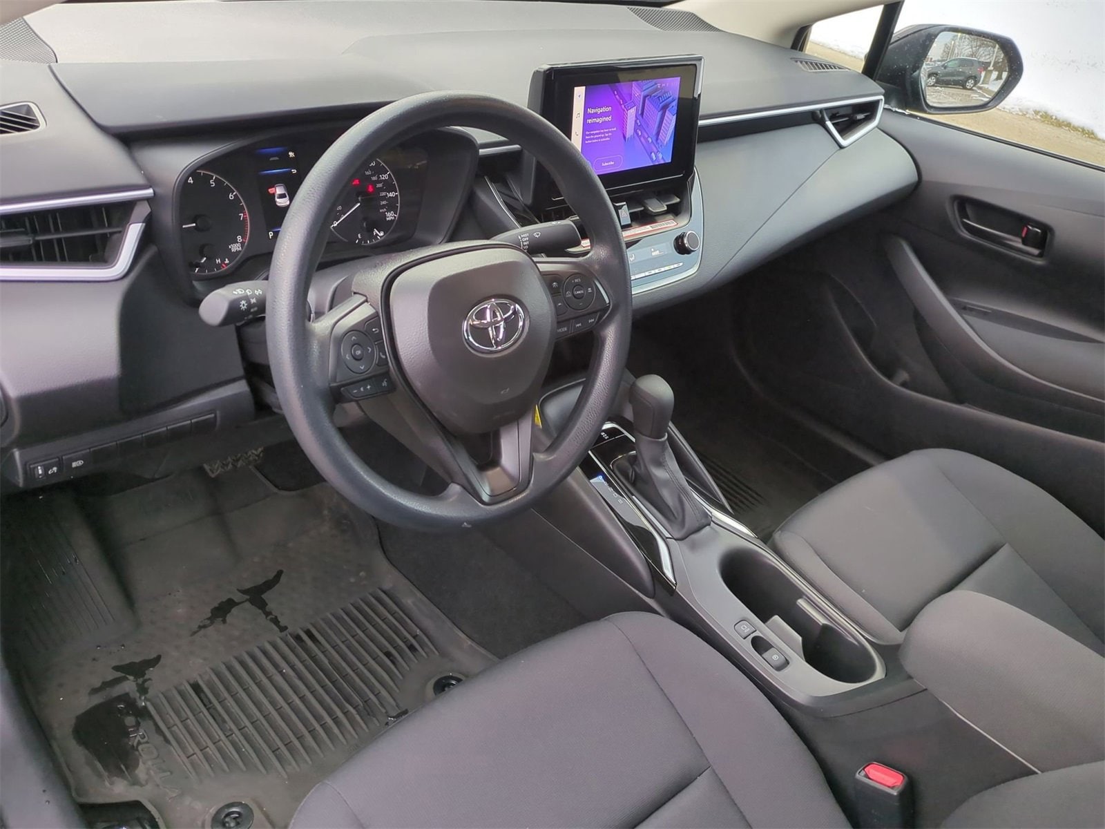 Thumbnail: 2025 Toyota Corolla - 10