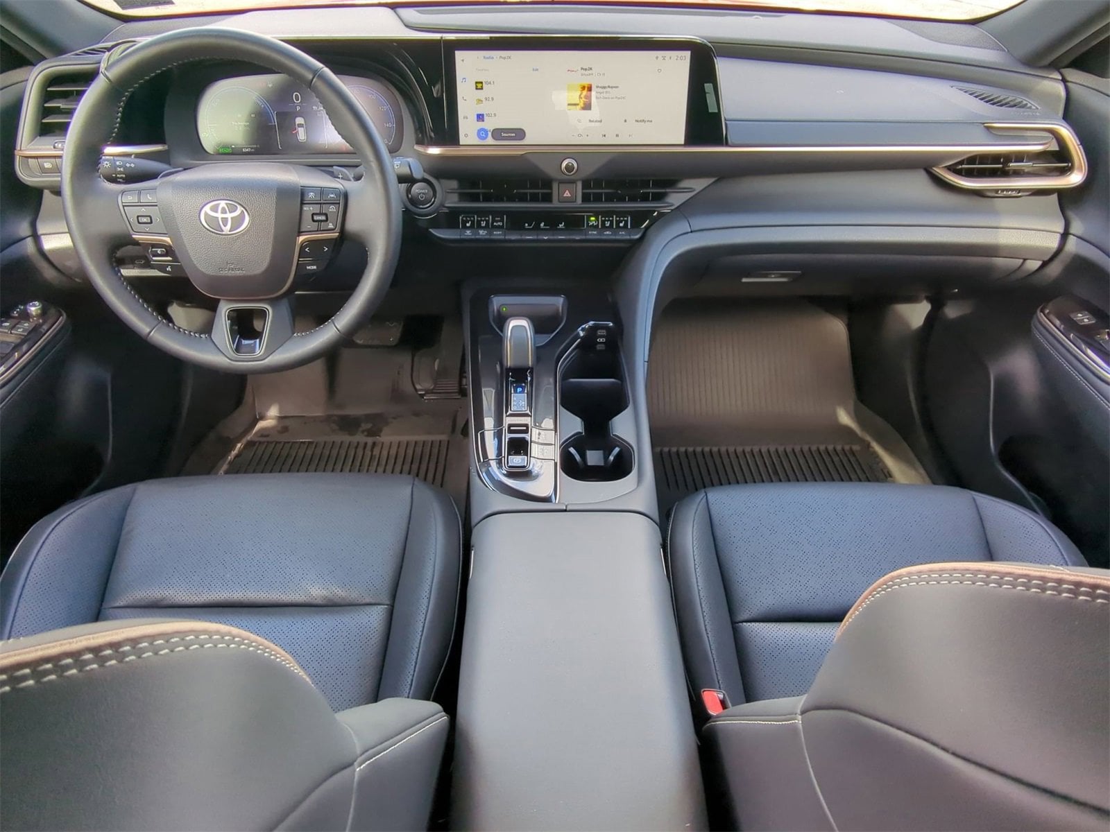 Thumbnail: 2025 Toyota Crown Signia - 22