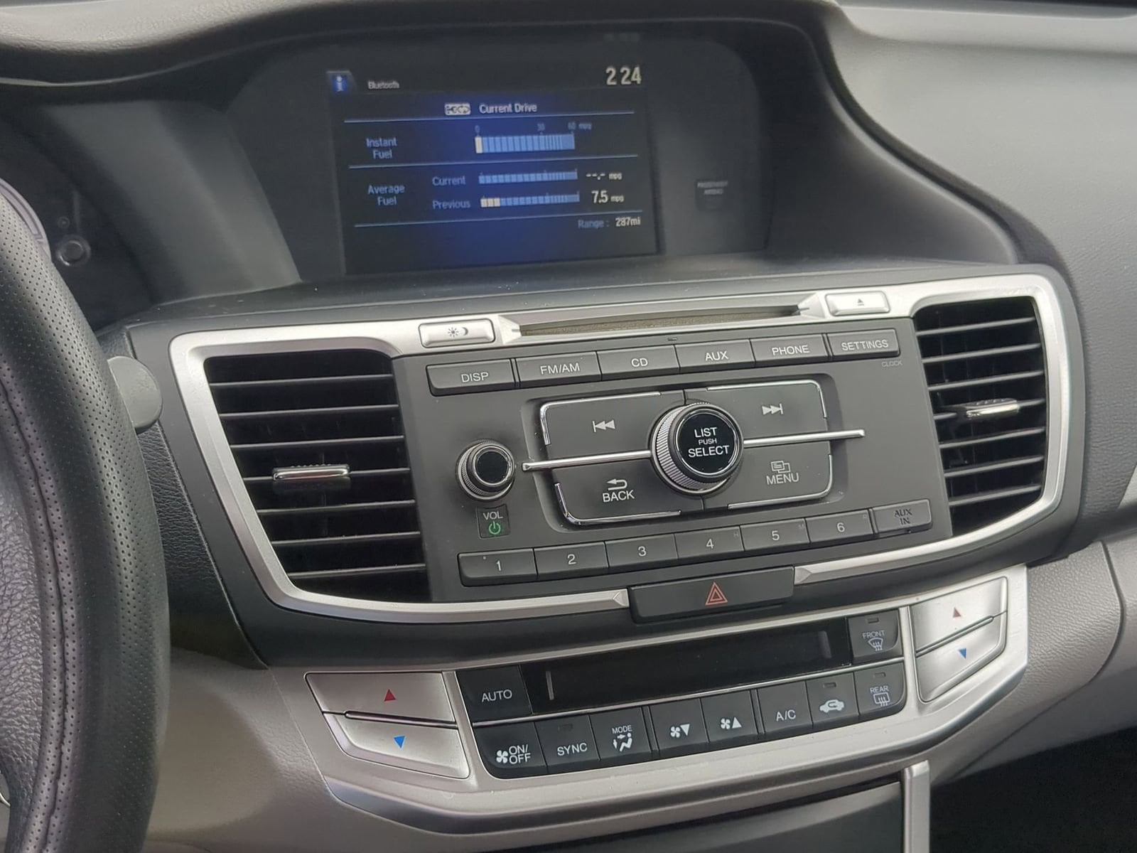 Thumbnail: 2015 Honda Accord - 27