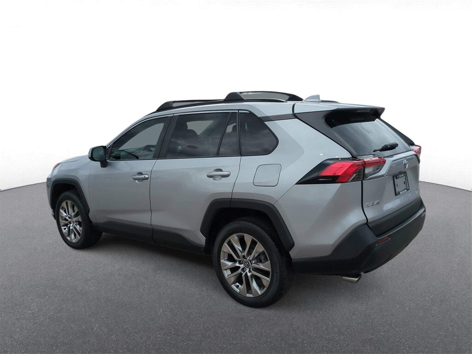 Thumbnail: 2020 Toyota RAV4 - 6