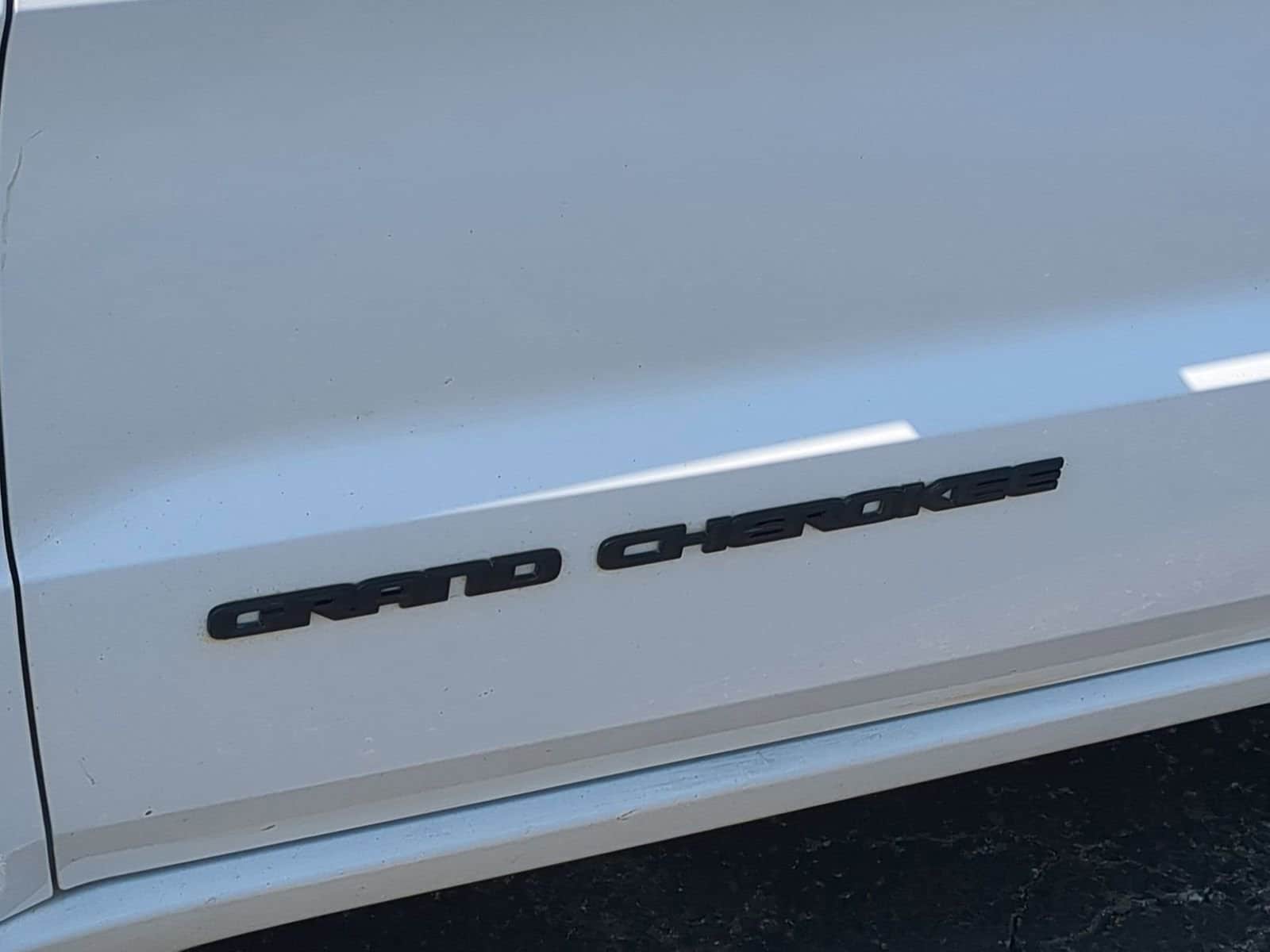 Thumbnail: 2018 Jeep Grand Cherokee - 13