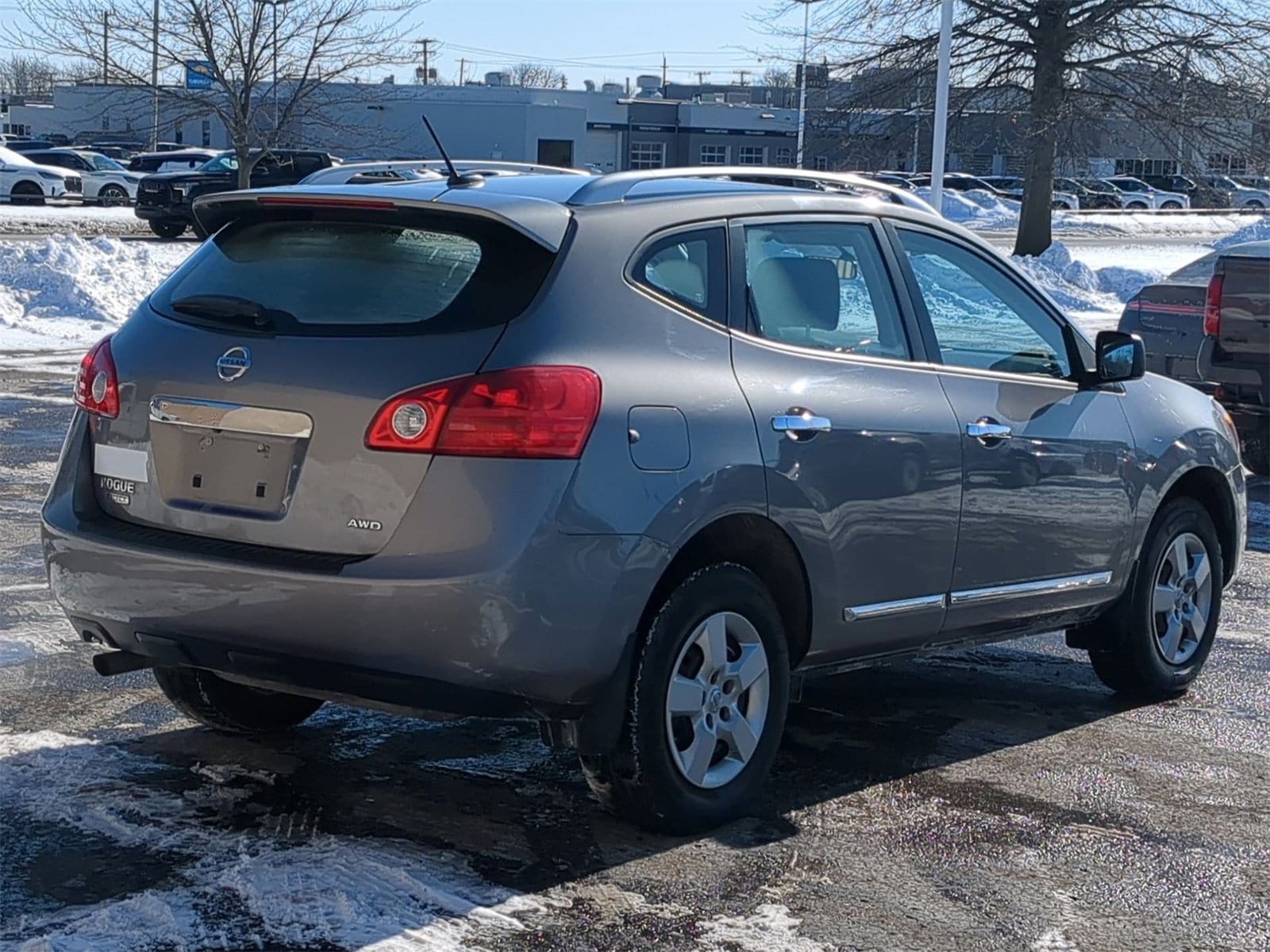 Thumbnail: 2015 Nissan Rogue - 14