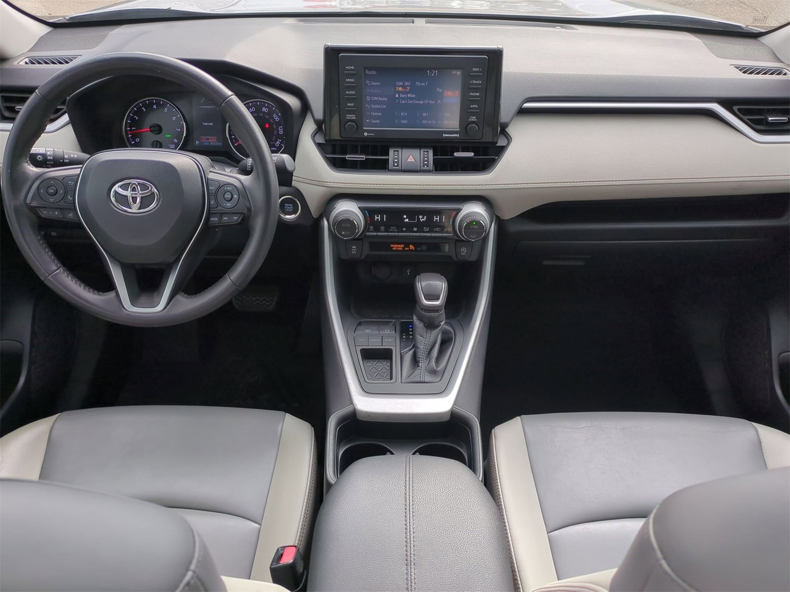 Thumbnail: 2020 Toyota RAV4 - 15