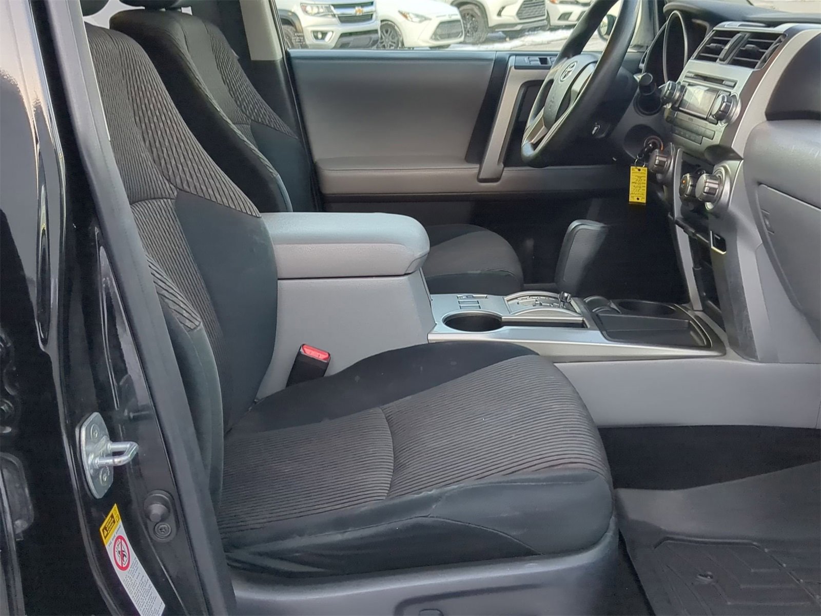 Thumbnail: 2011 Toyota 4Runner - 28