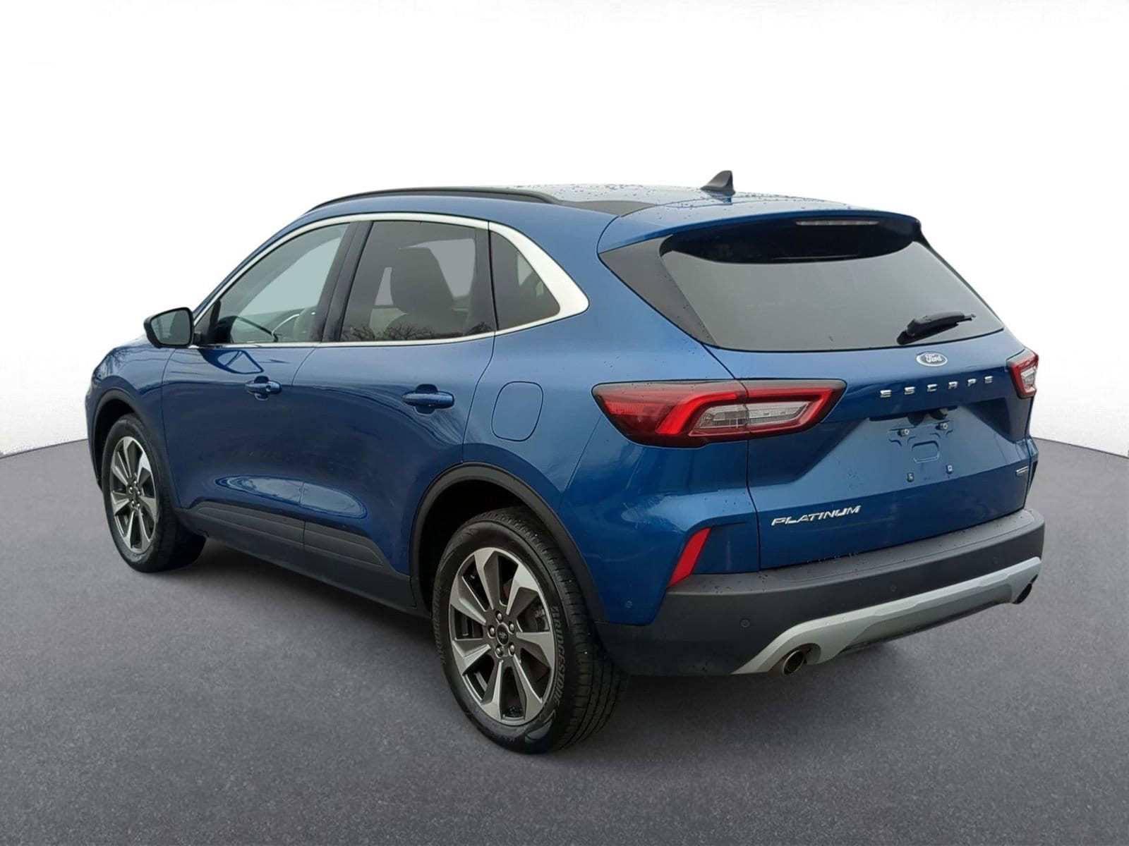 Thumbnail: 2023 Ford Escape - 6