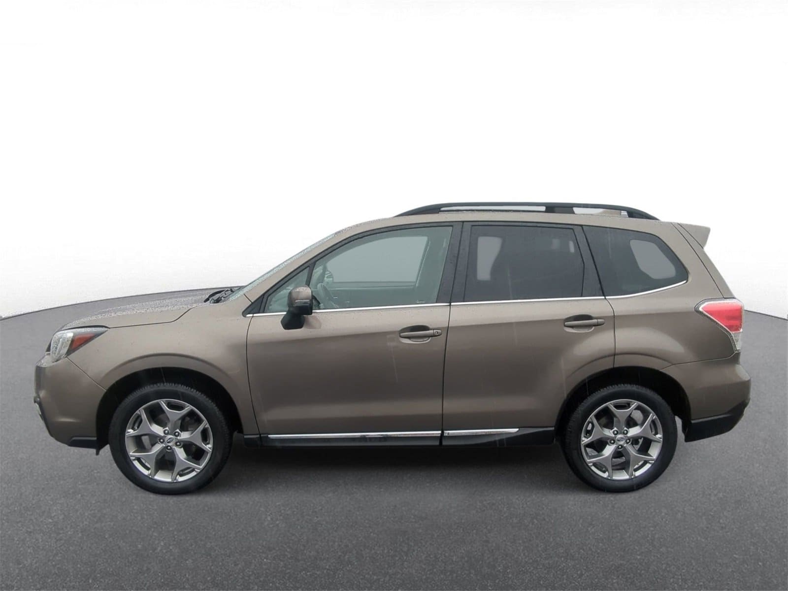 Thumbnail: 2017 Subaru Forester - 5