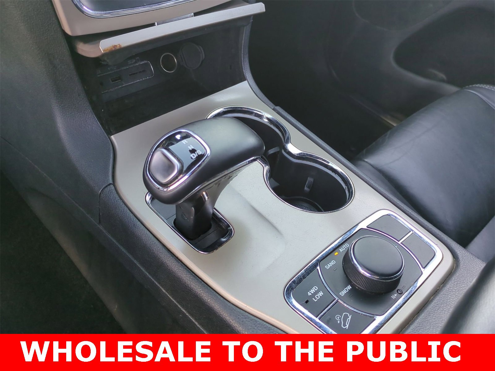 Thumbnail: 2014 Jeep Grand Cherokee - 31