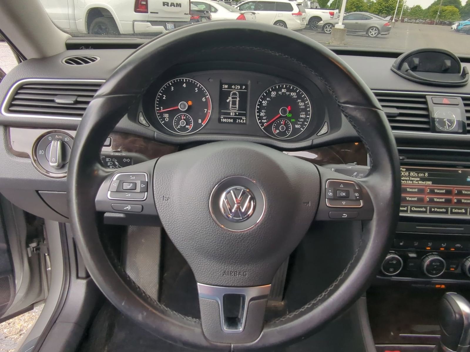 Thumbnail: 2014 Volkswagen Passat - 22