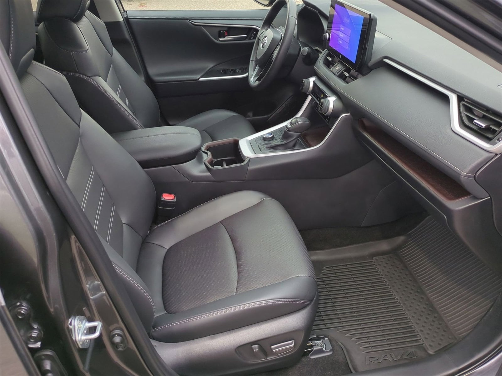 Thumbnail: 2024 Toyota RAV4 - 22