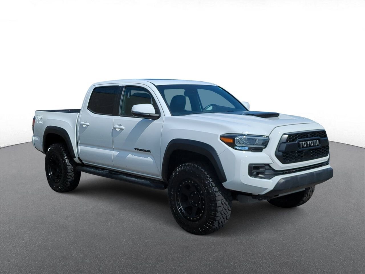 2023 Toyota Tacoma TRD Pro photo 2