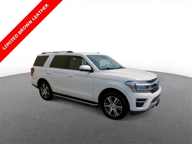 Used 2022 Ford Expedition Limited with VIN 1FMJU2AT0NEA00552 for sale in Troy, MI