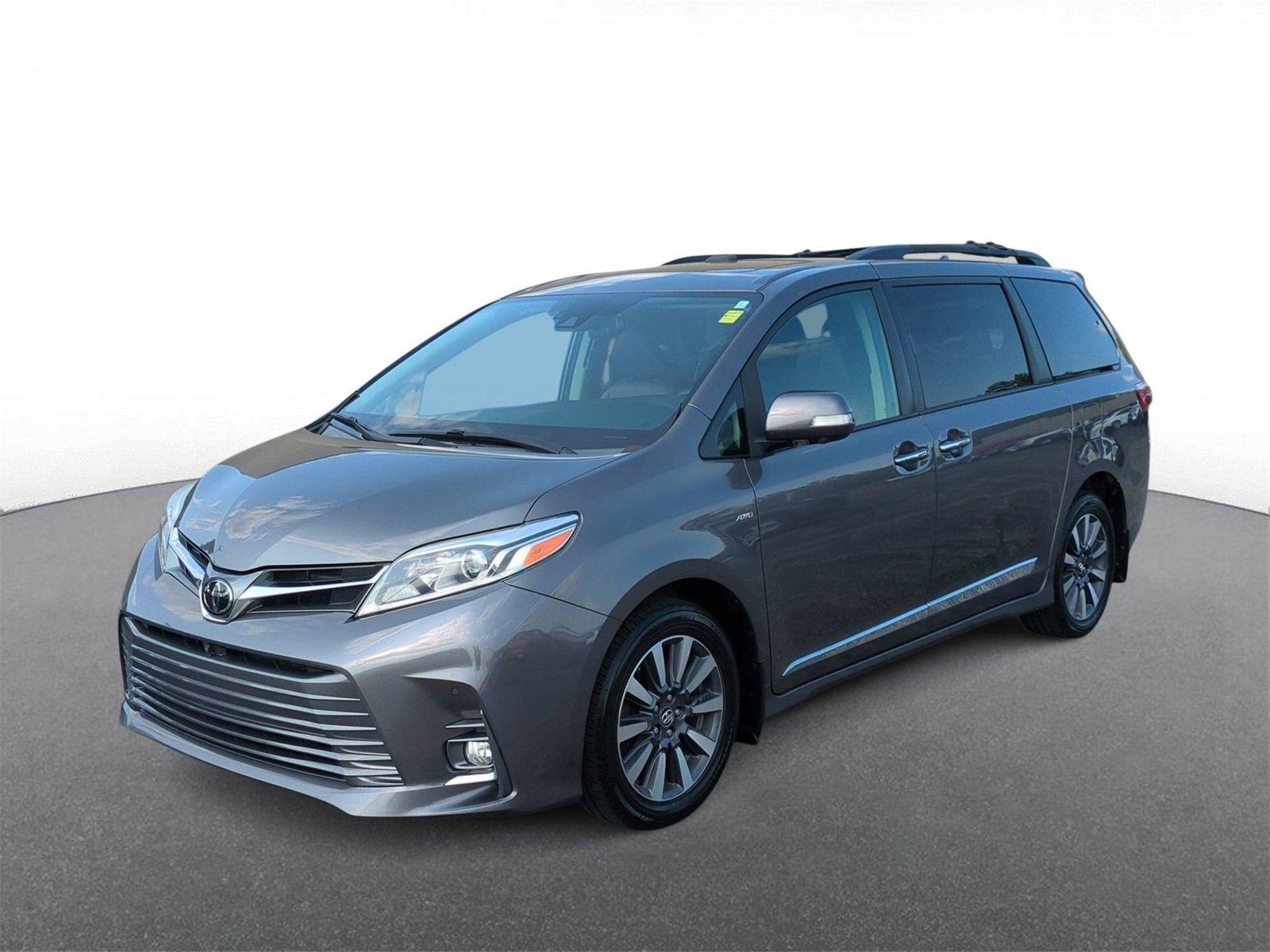 2018 Toyota Sienna XLE Limited Premium photo 3