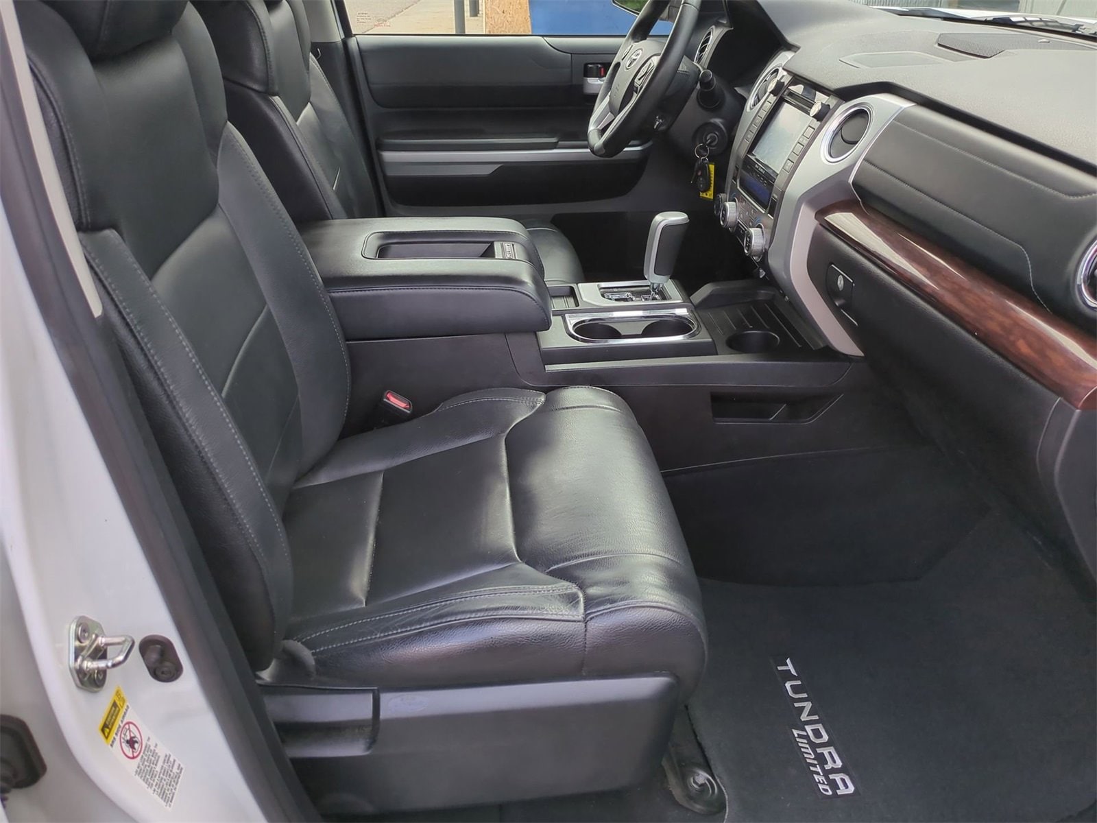 Thumbnail: 2016 Toyota Tundra - 19