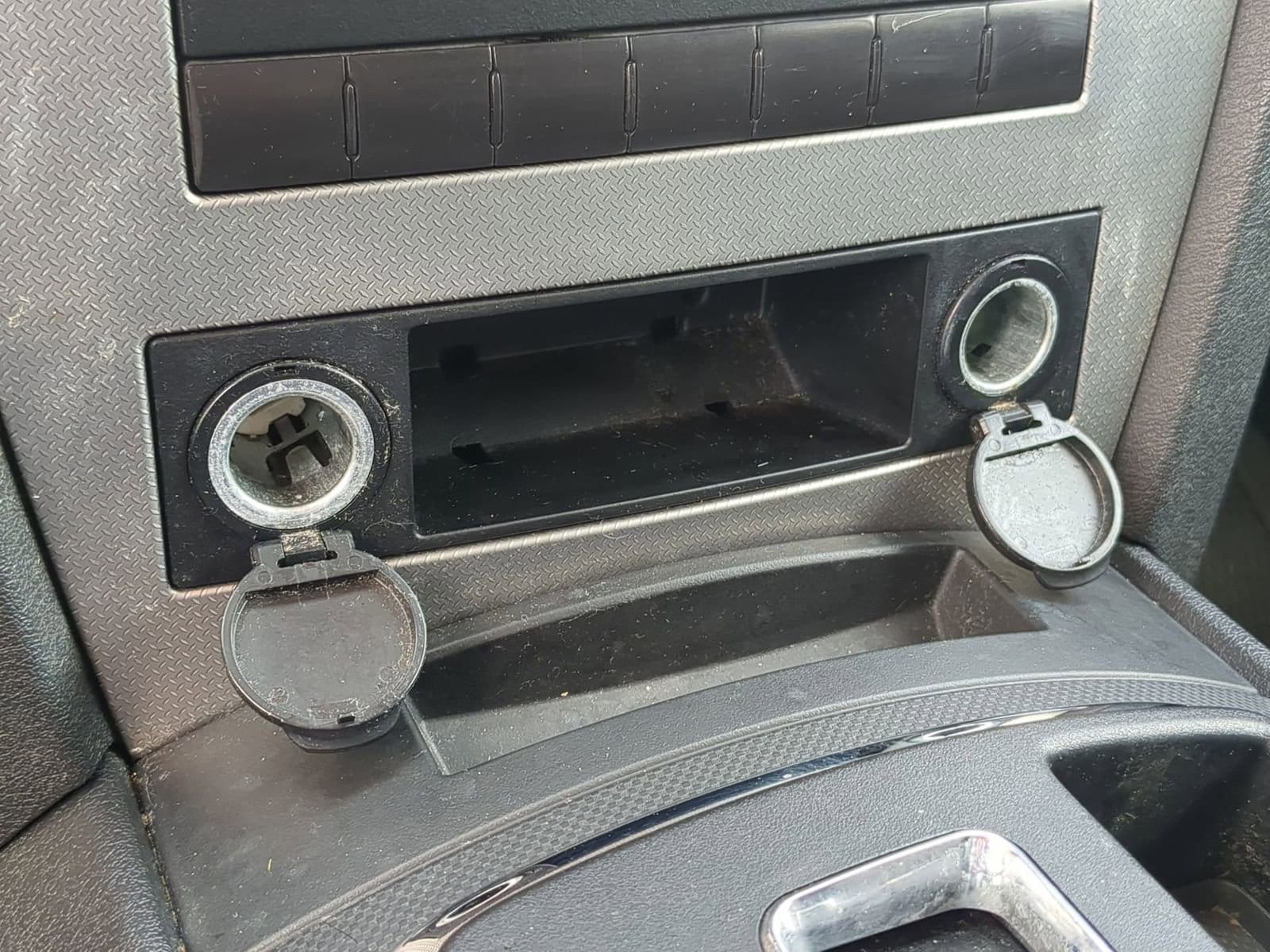 Thumbnail: 2009 Jeep Grand Cherokee - 28