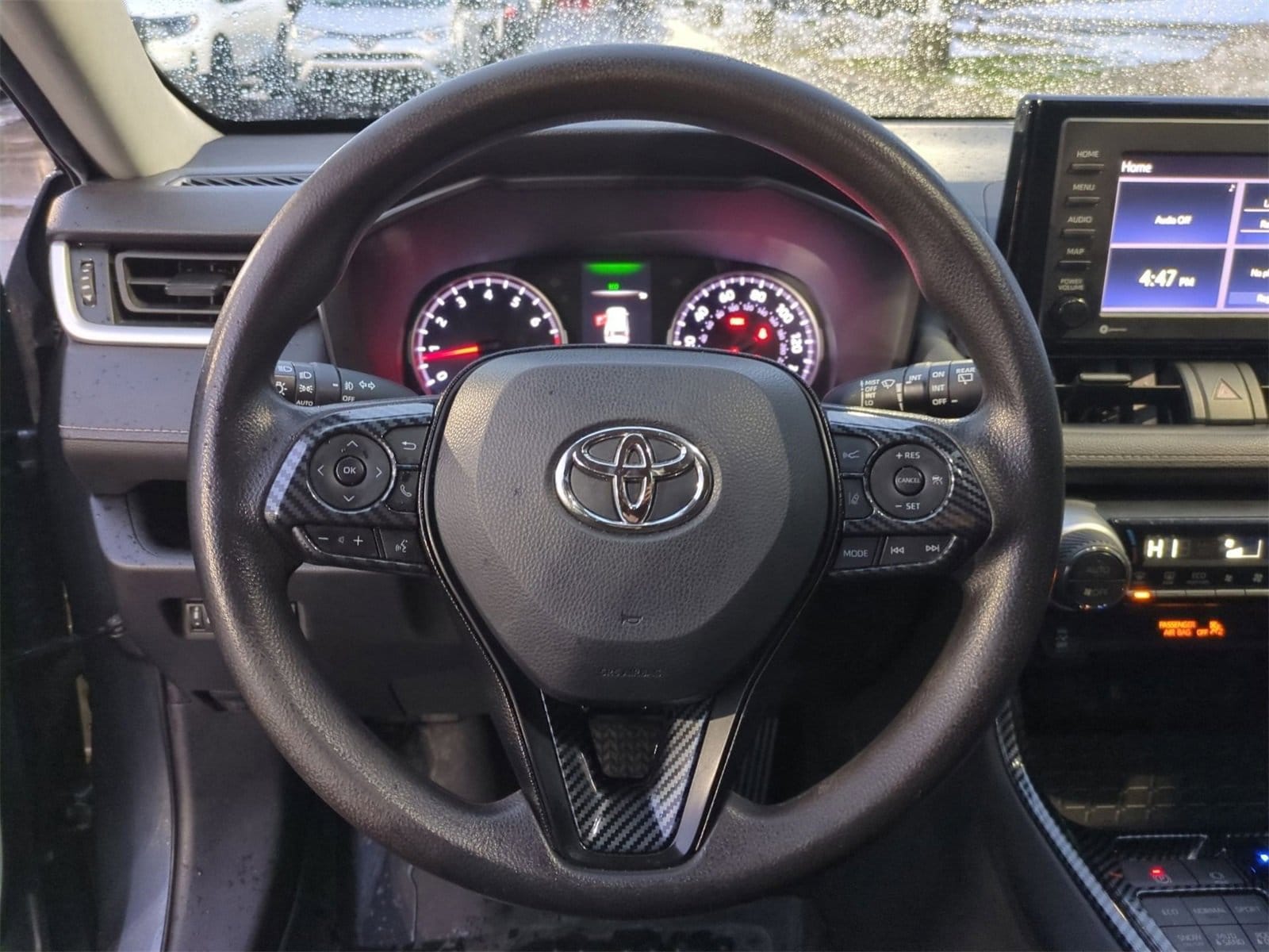 Thumbnail: 2021 Toyota RAV4 - 22