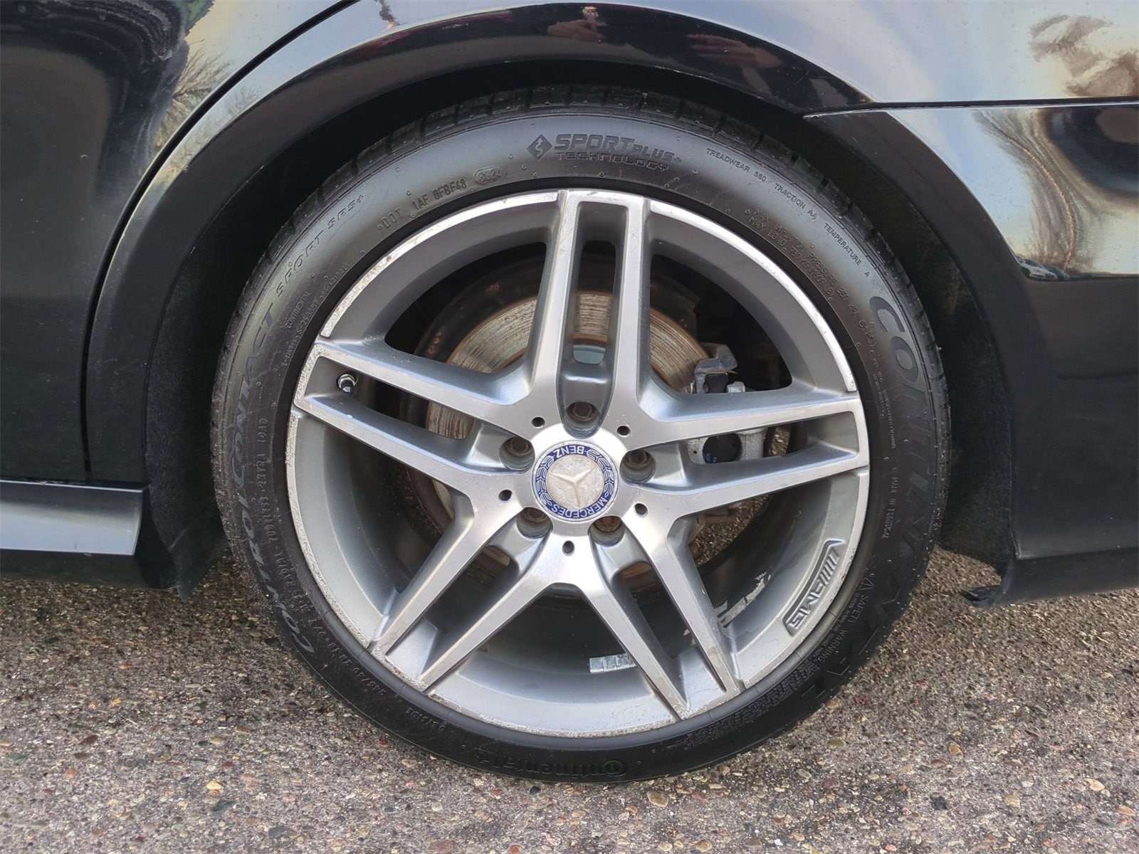 Thumbnail: 2014 Mercedes-Benz E-Class - 14