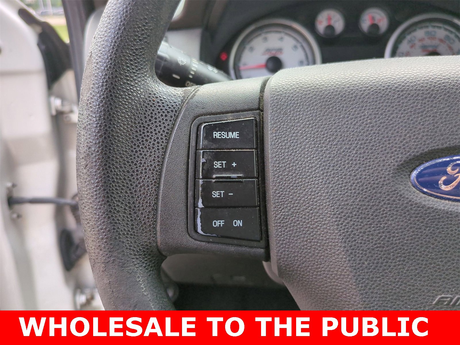 Thumbnail: 2010 Ford Focus - 20