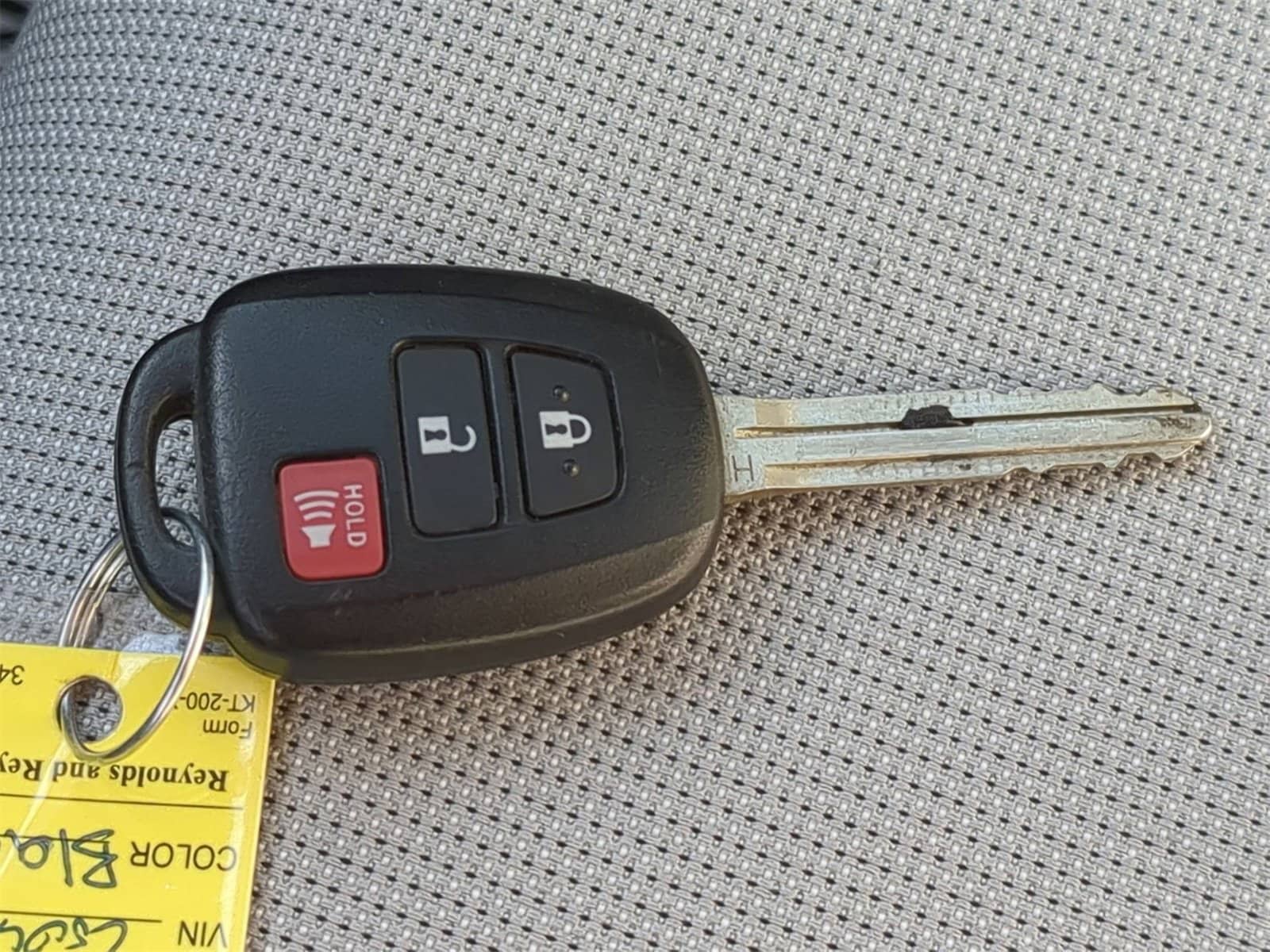 Thumbnail: 2025 Toyota Corolla Cross - 33