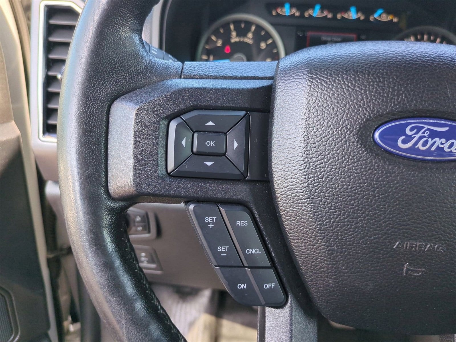 Thumbnail: 2017 Ford F-150 - 23