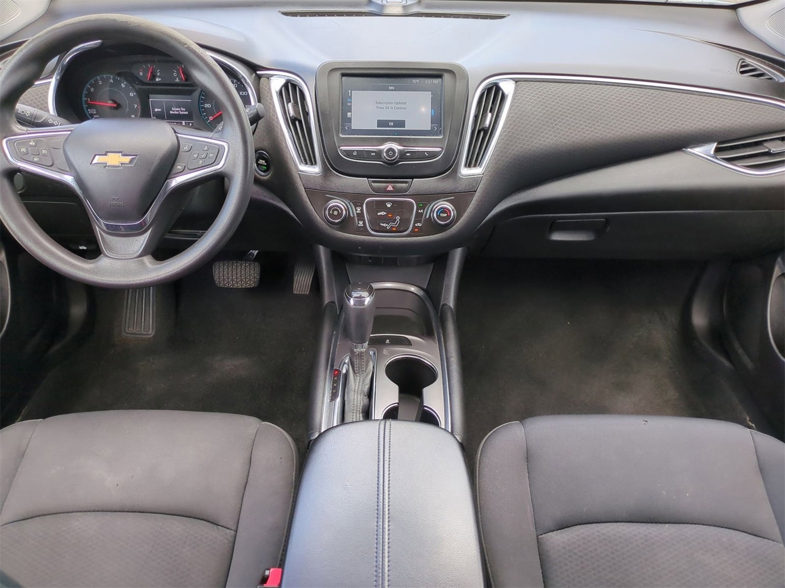 Thumbnail: 2016 Chevrolet Malibu - 14
