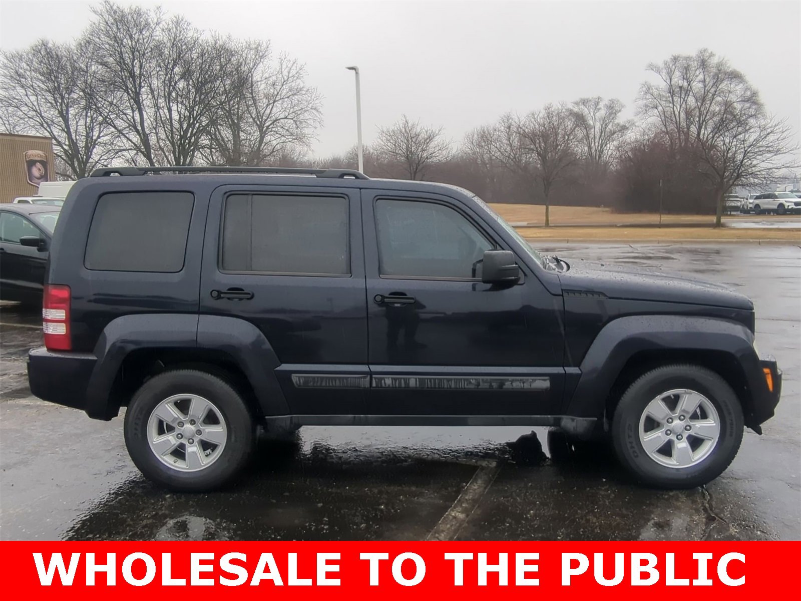 Thumbnail: 2011 Jeep Liberty - 15