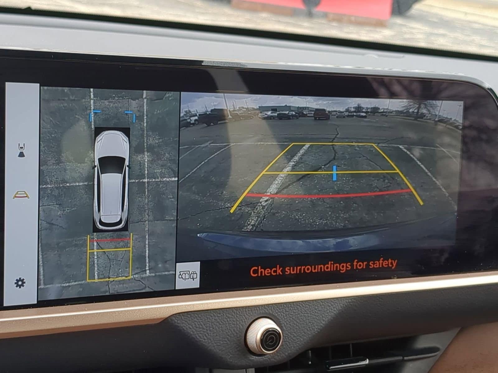 Thumbnail: 2025 Toyota Crown Signia - 28