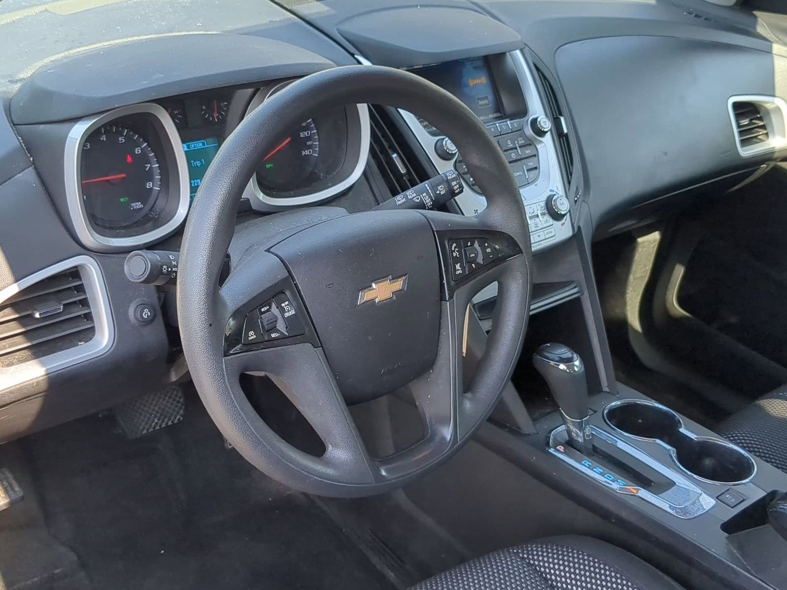 Thumbnail: 2017 Chevrolet Equinox - 10