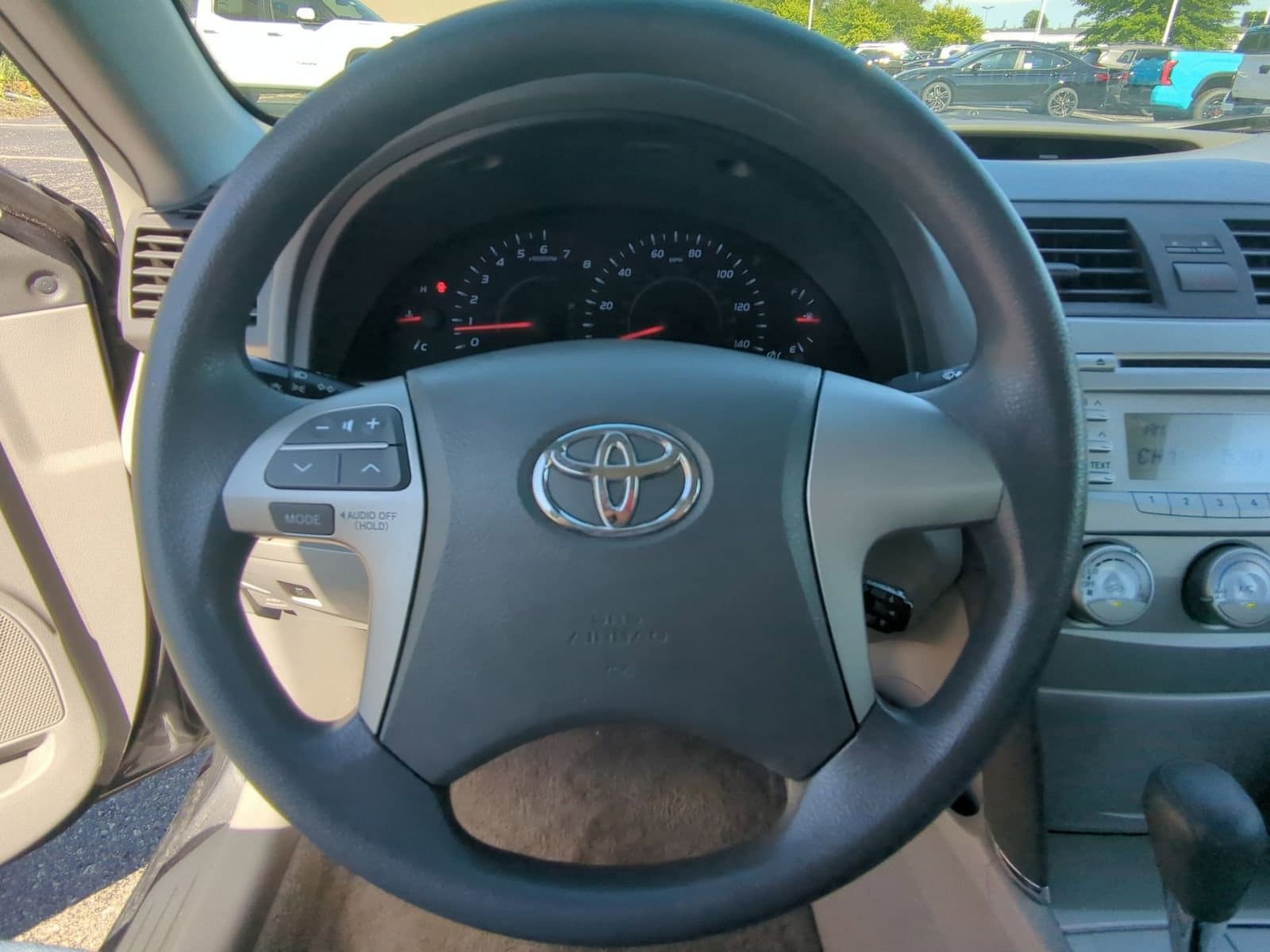 Thumbnail: 2010 Toyota Camry - 22