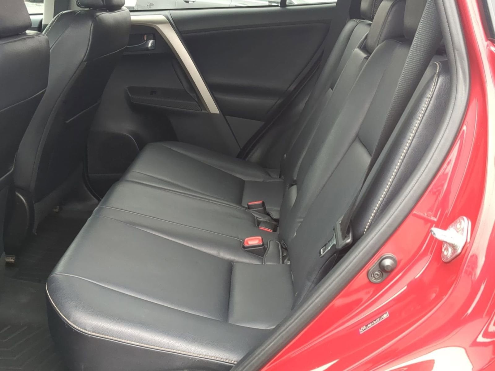 Thumbnail: 2013 Toyota RAV4 - 19