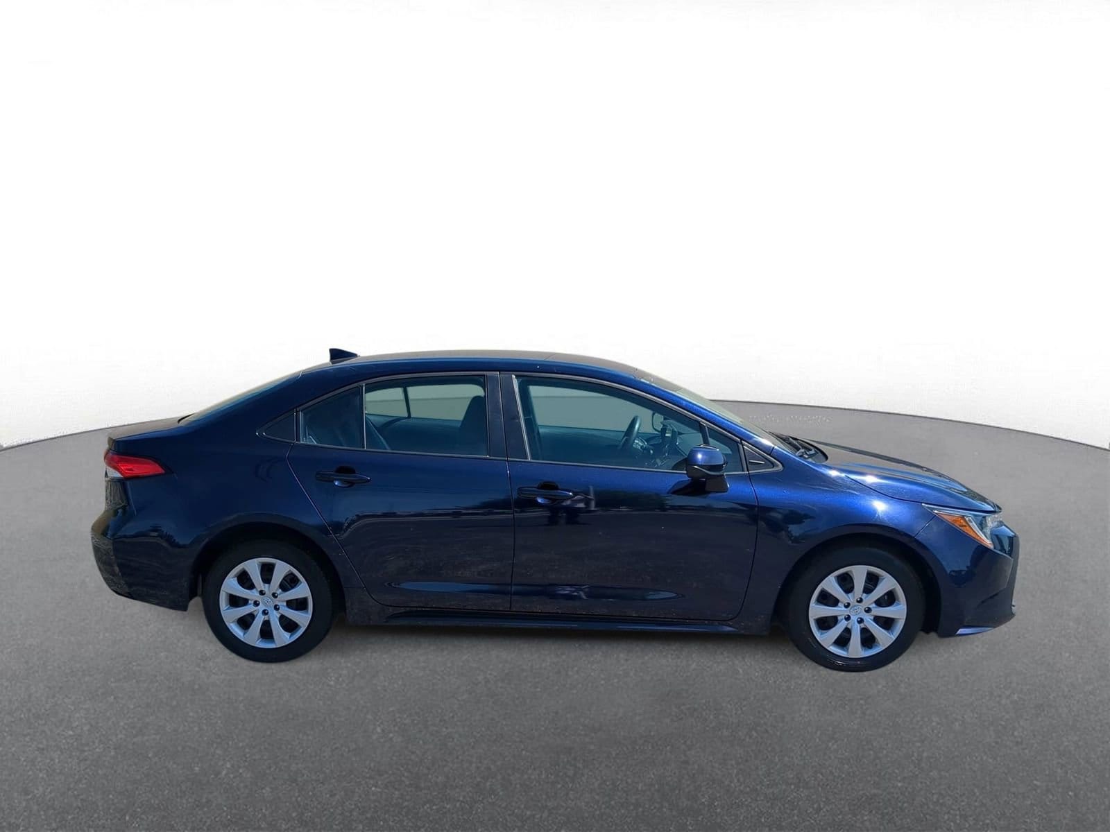 Thumbnail: 2024 Toyota Corolla - 9