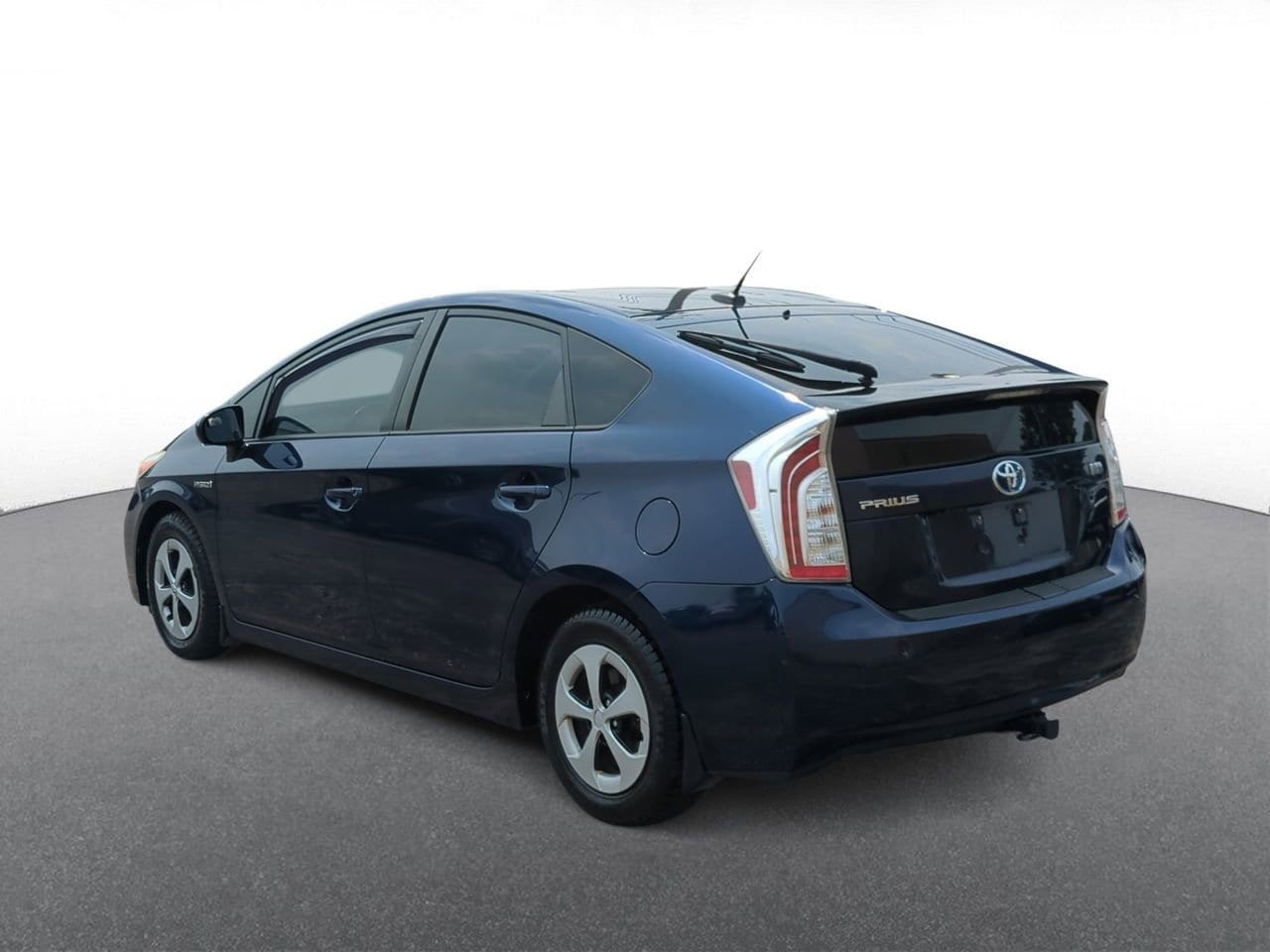Thumbnail: 2013 Toyota Prius - 6