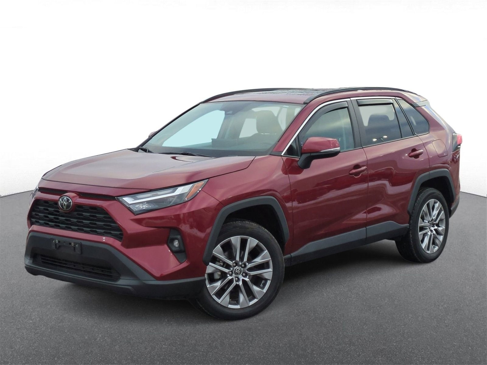 2022 Toyota RAV4 XLE Premium's photo