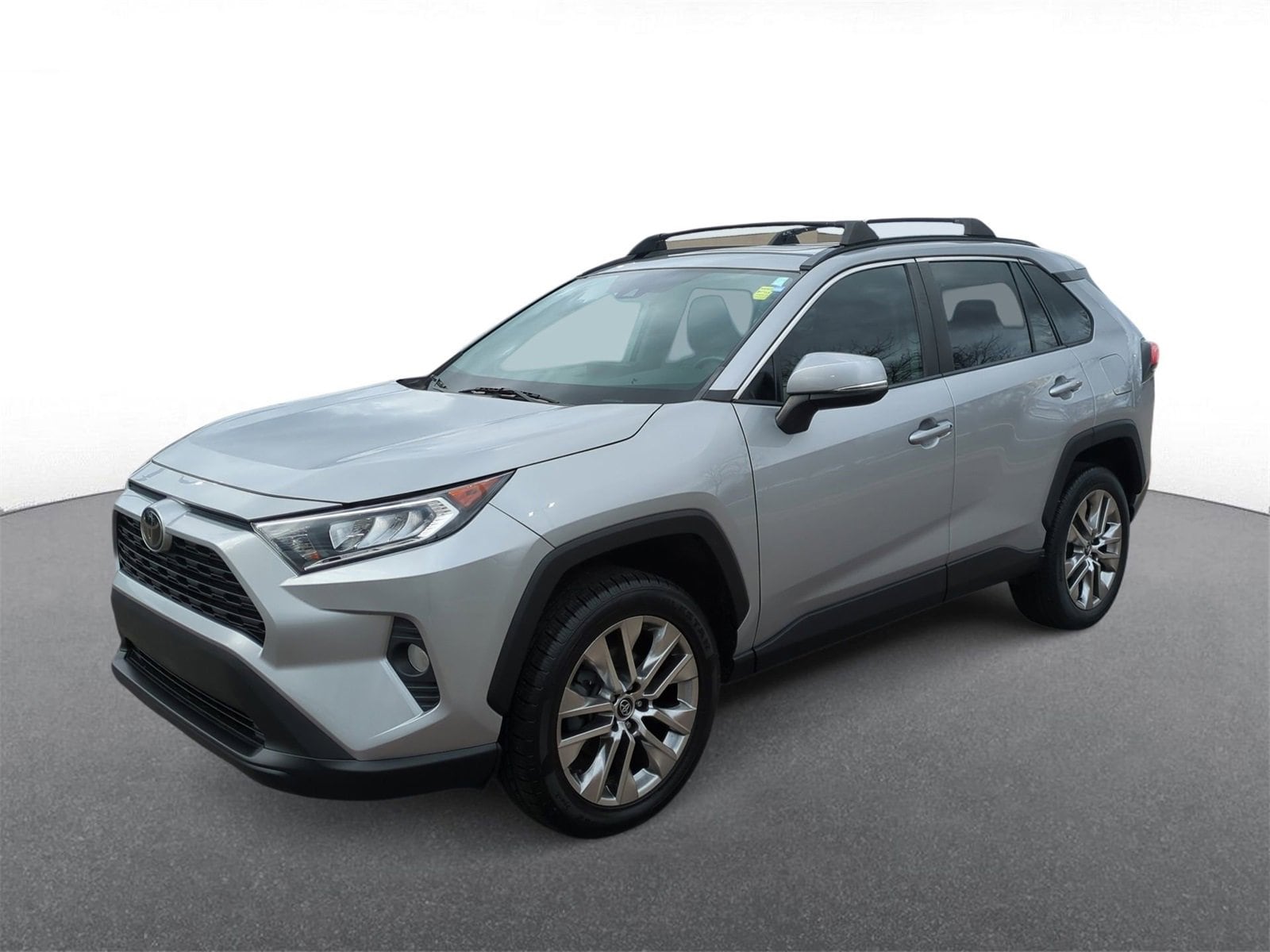 Thumbnail: 2020 Toyota RAV4 - 4