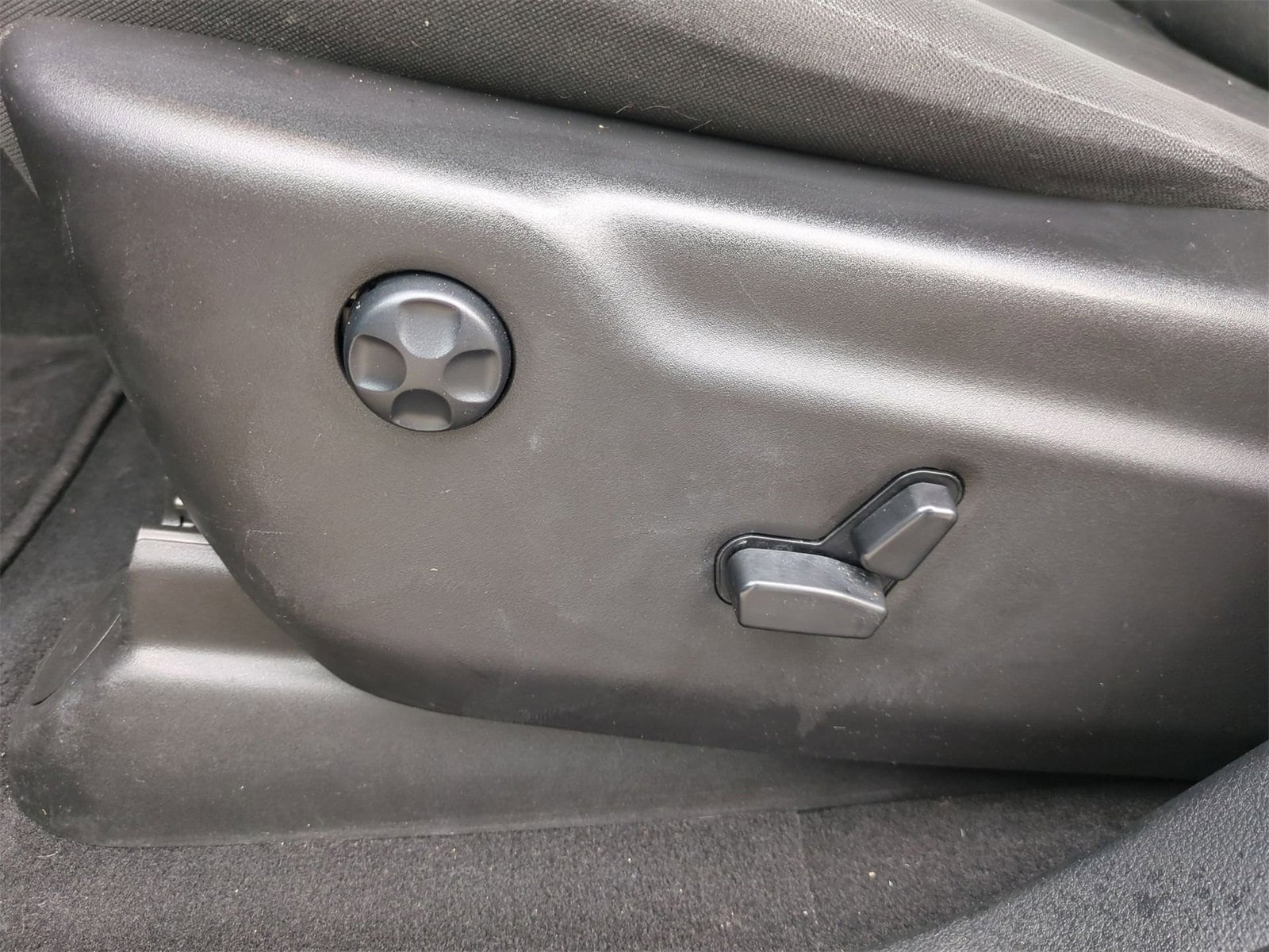 Thumbnail: 2023 Dodge Durango - 17