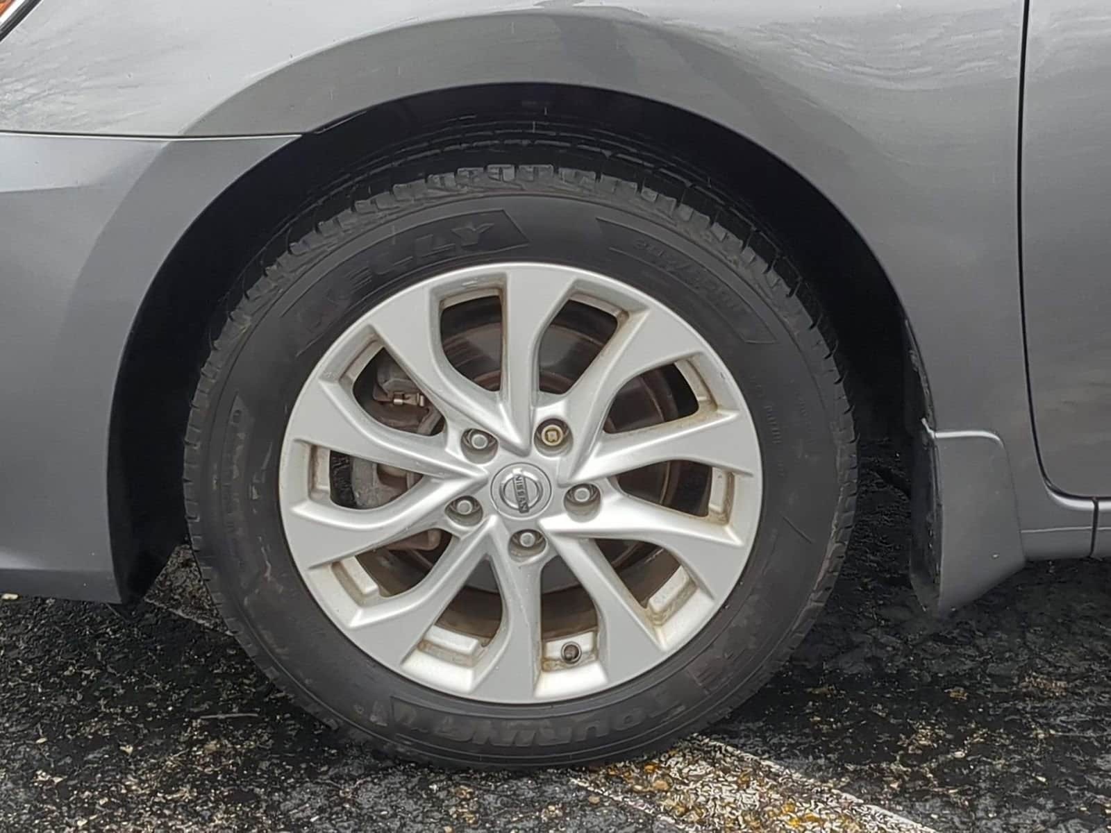 Thumbnail: 2019 Nissan Sentra - 14