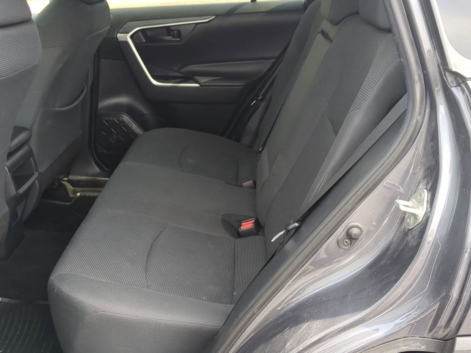 Thumbnail: 2019 Toyota RAV4 - 19