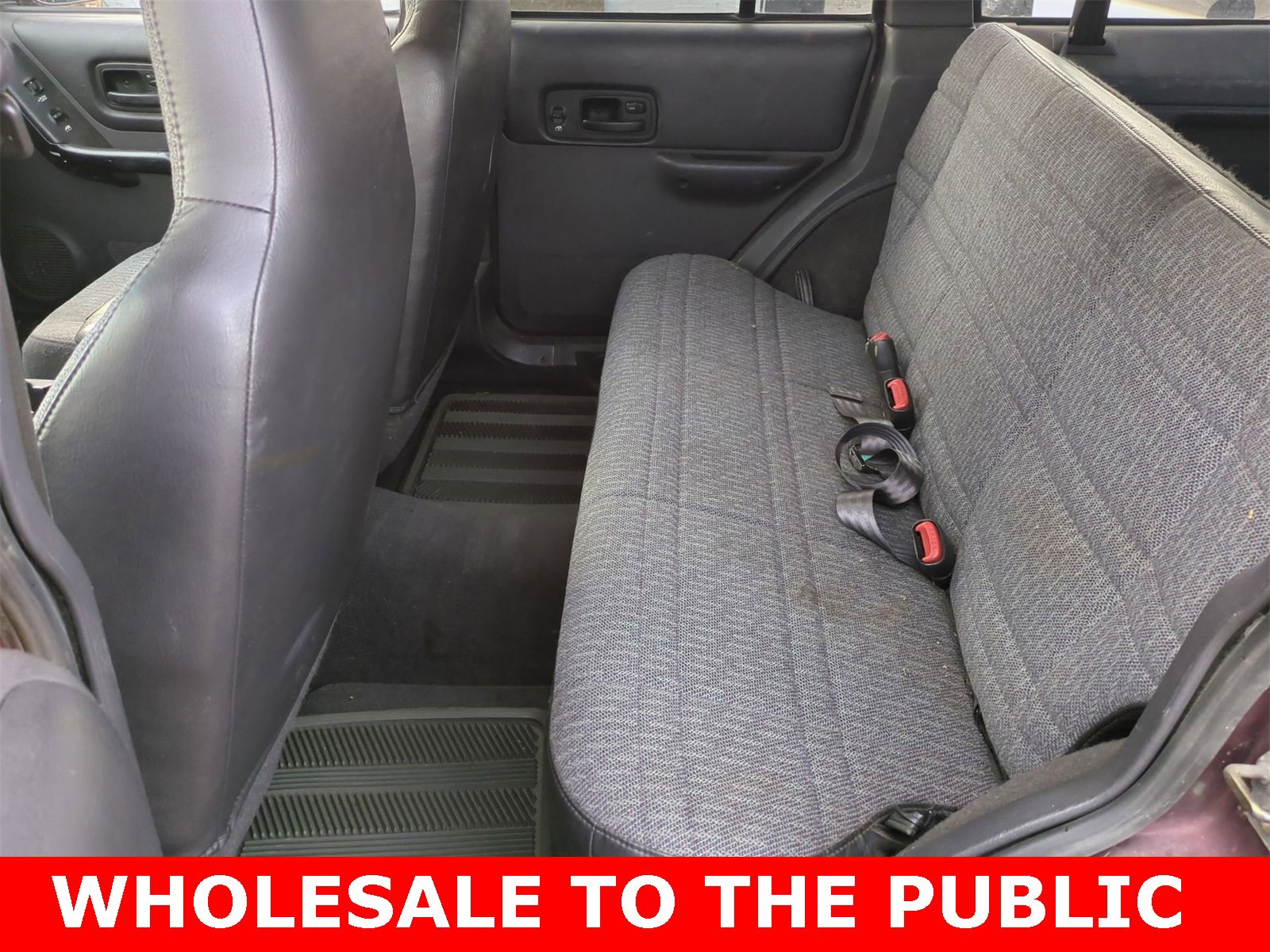 Thumbnail: 2001 Jeep Cherokee - 18