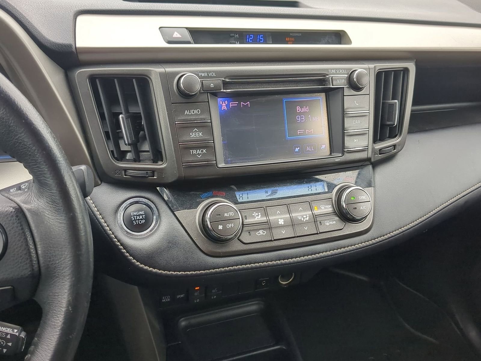 Thumbnail: 2013 Toyota RAV4 - 27