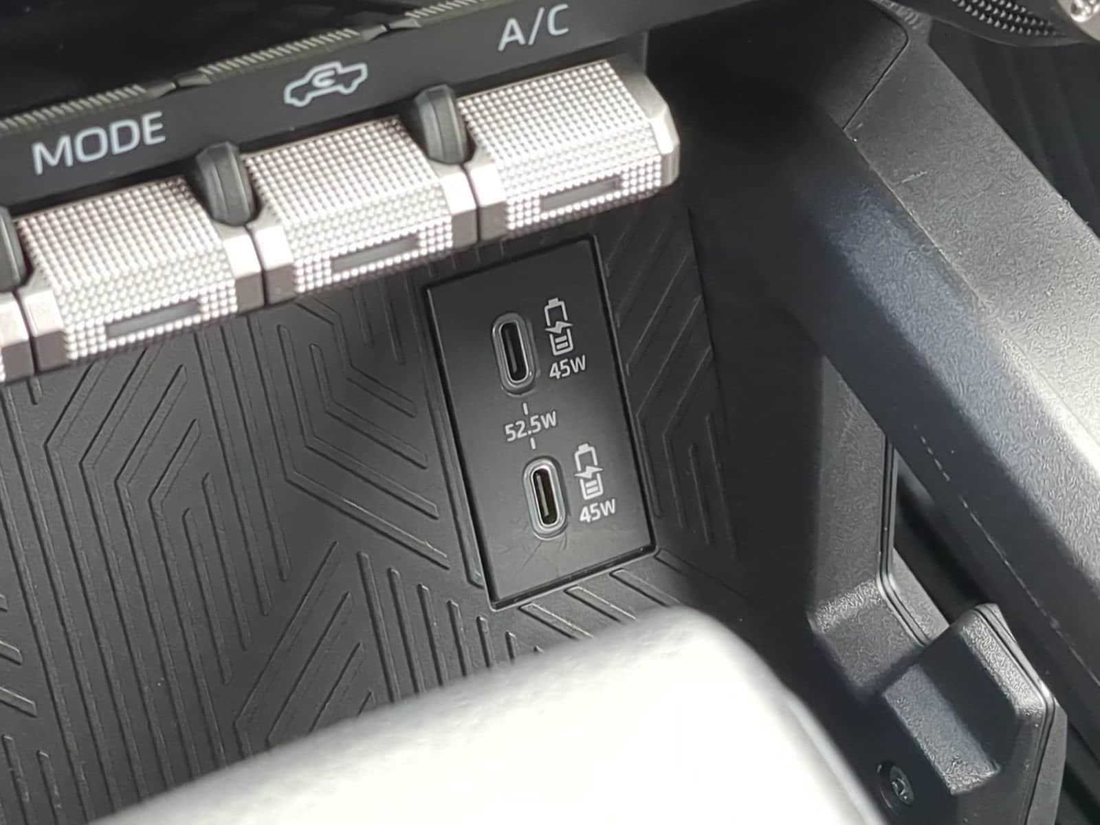 Thumbnail: 2024 Toyota Tacoma - 29