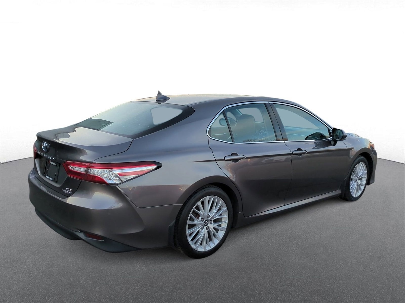 Thumbnail: 2018 Toyota Camry - 8