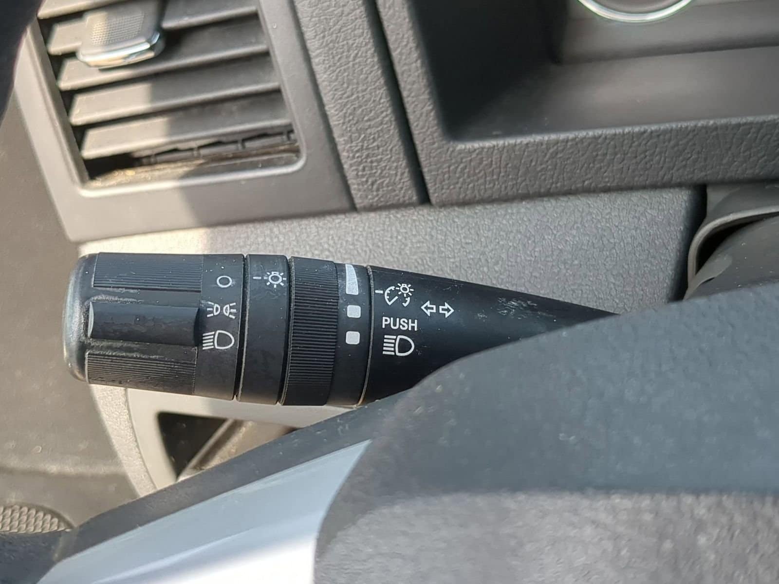 Thumbnail: 2009 Jeep Grand Cherokee - 26