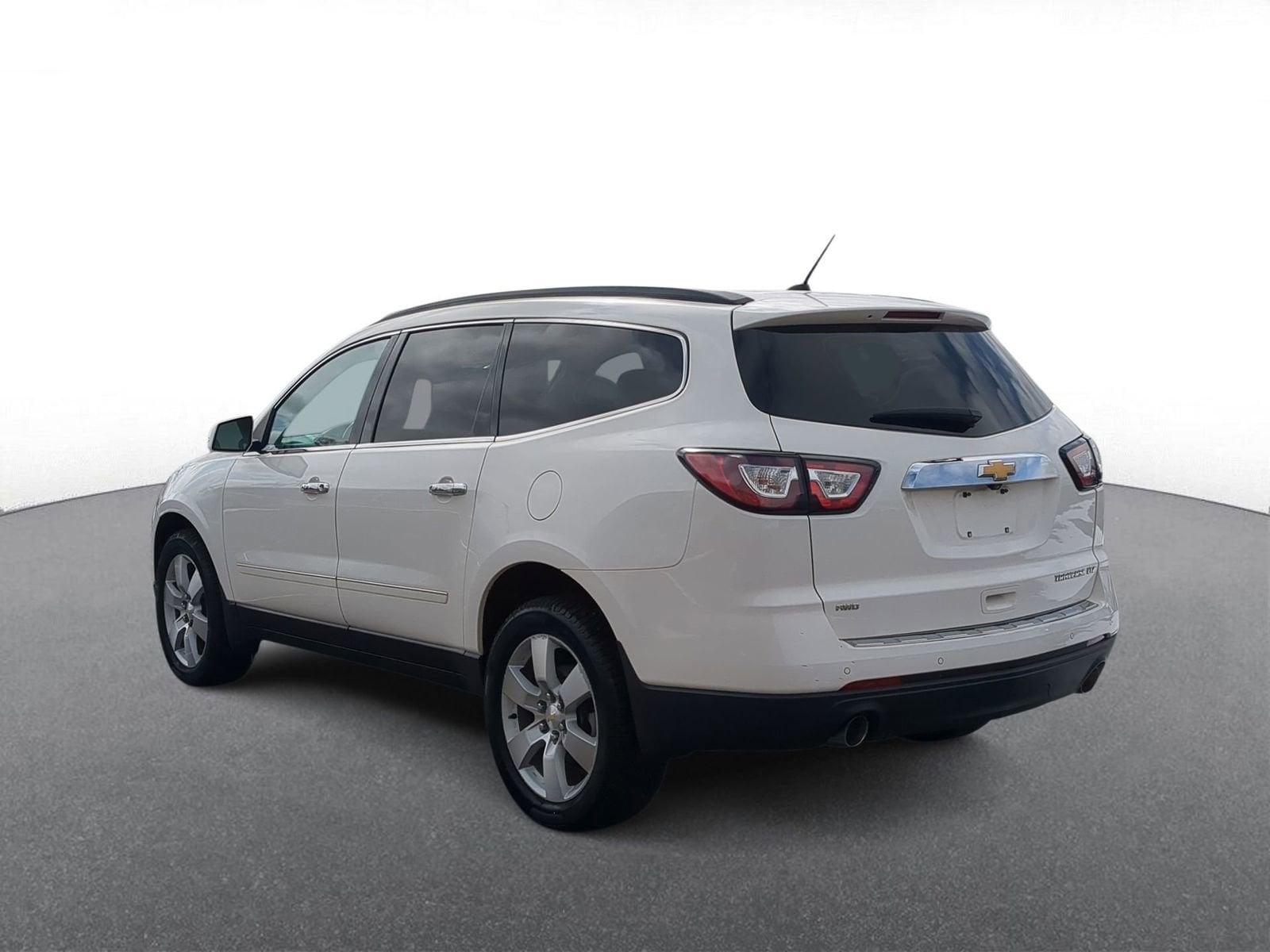 Thumbnail: 2015 Chevrolet Traverse - 6