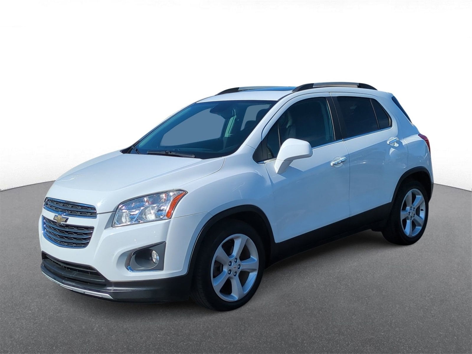 Thumbnail: 2016 Chevrolet Trax - 4