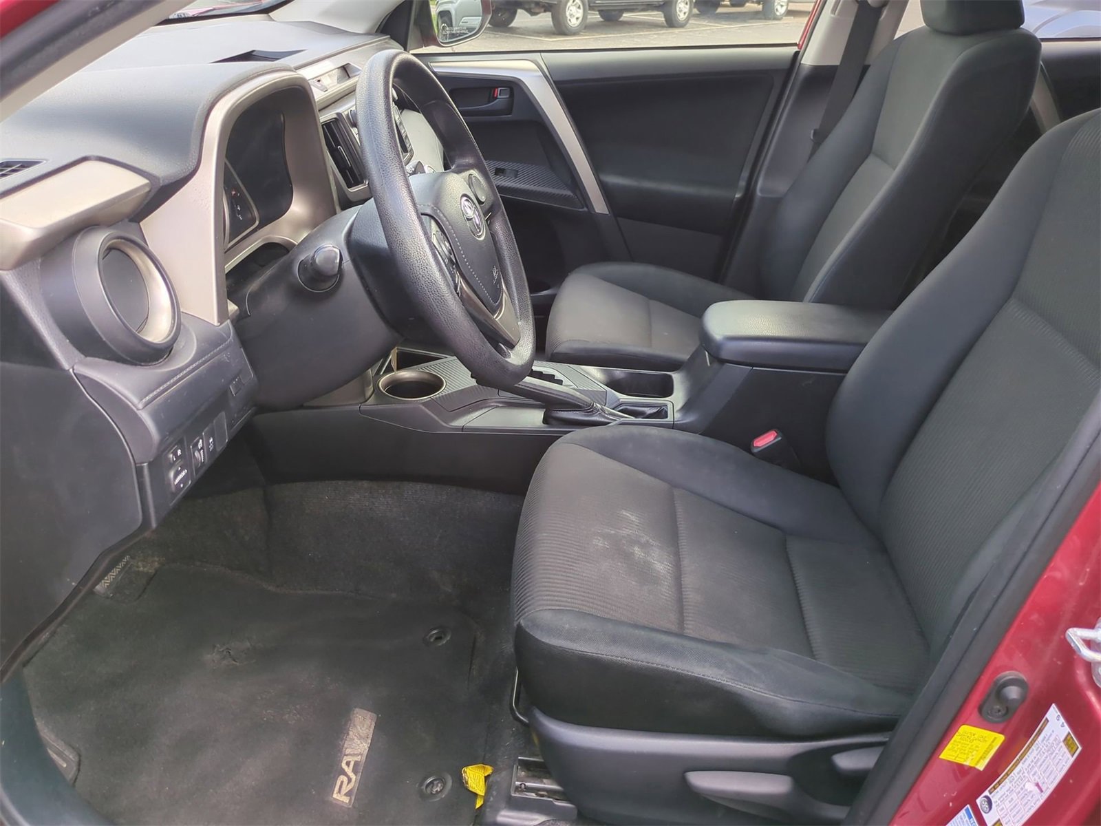 Thumbnail: 2014 Toyota RAV4 - 15